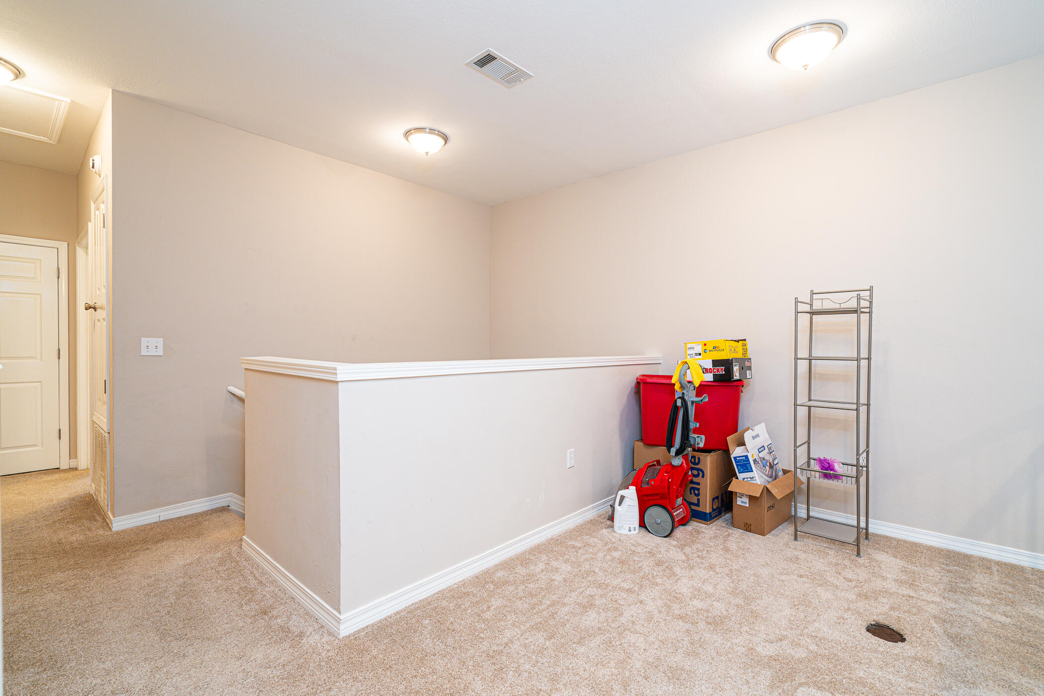 MERIDIAN SQUARE T/H - Residential