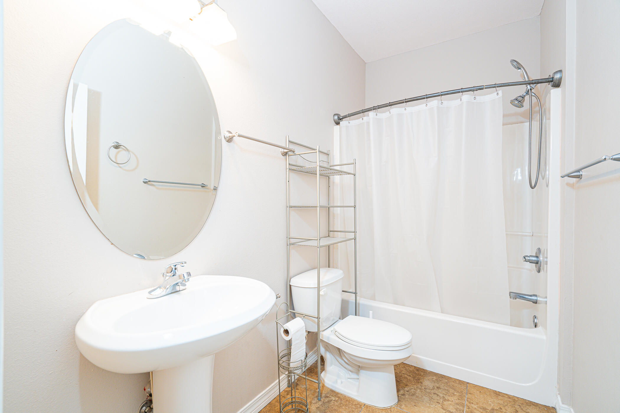 MERIDIAN SQUARE T/H - Residential