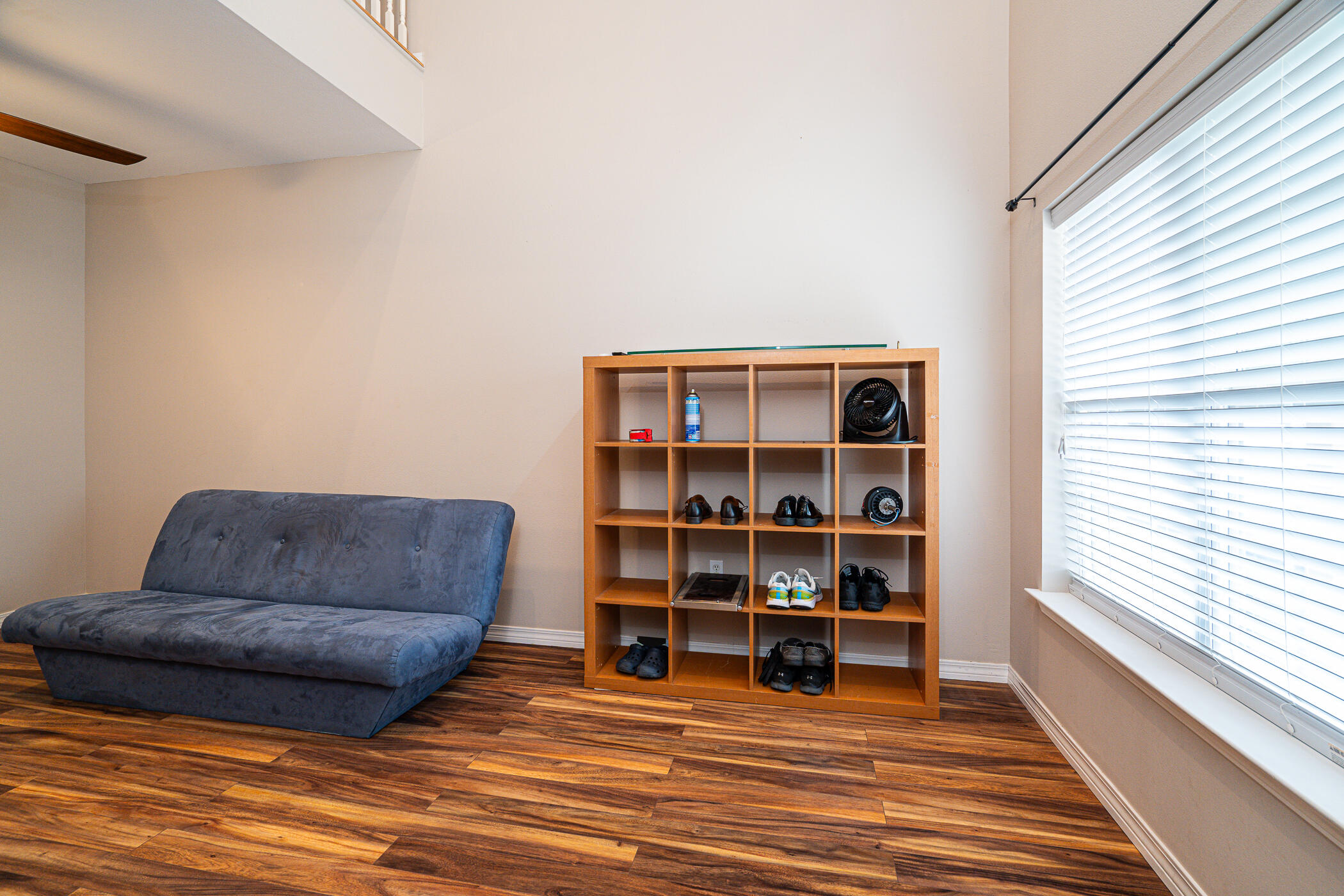 MERIDIAN SQUARE T/H - Residential