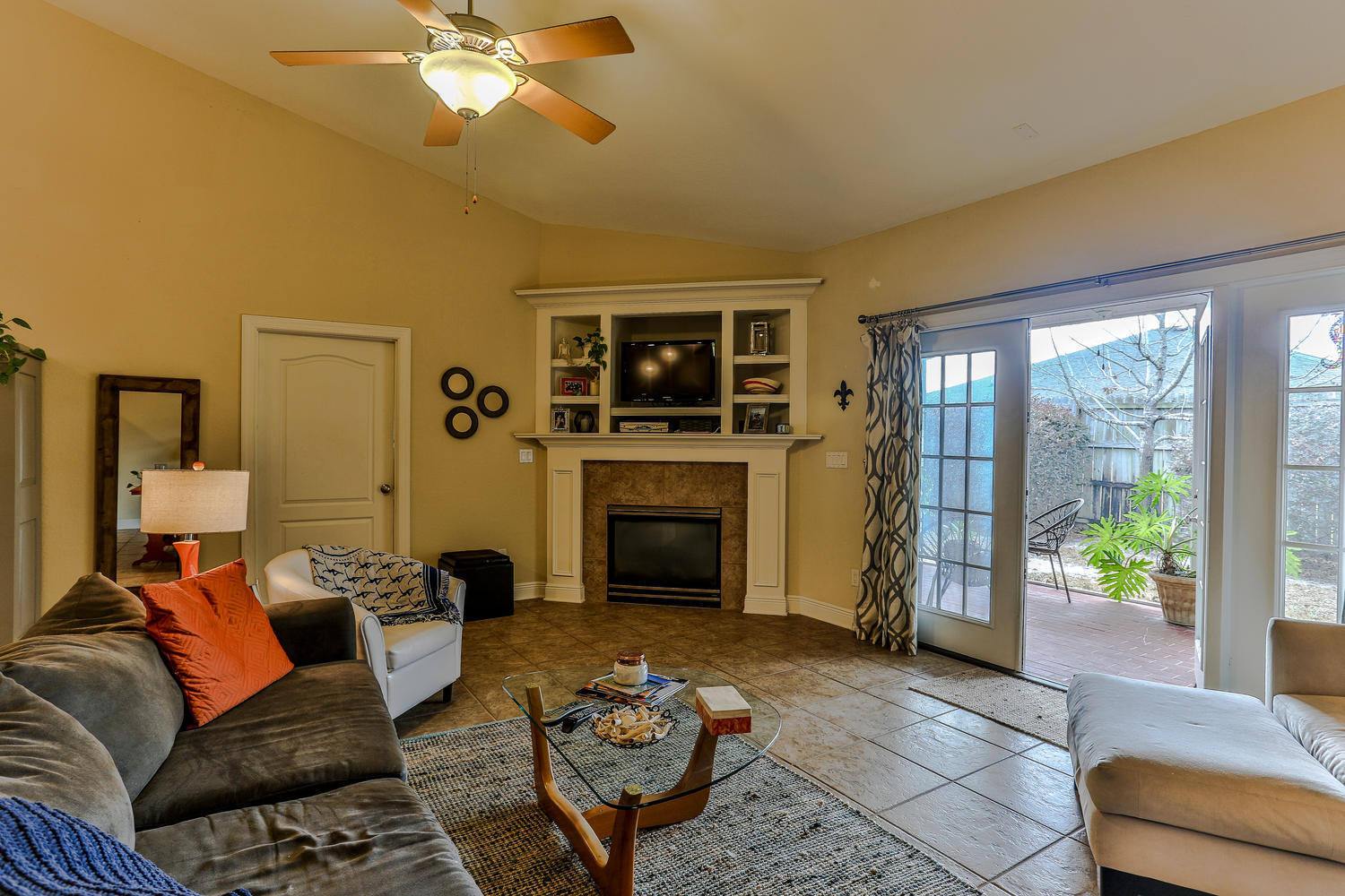 Diamond Lakes - Residential