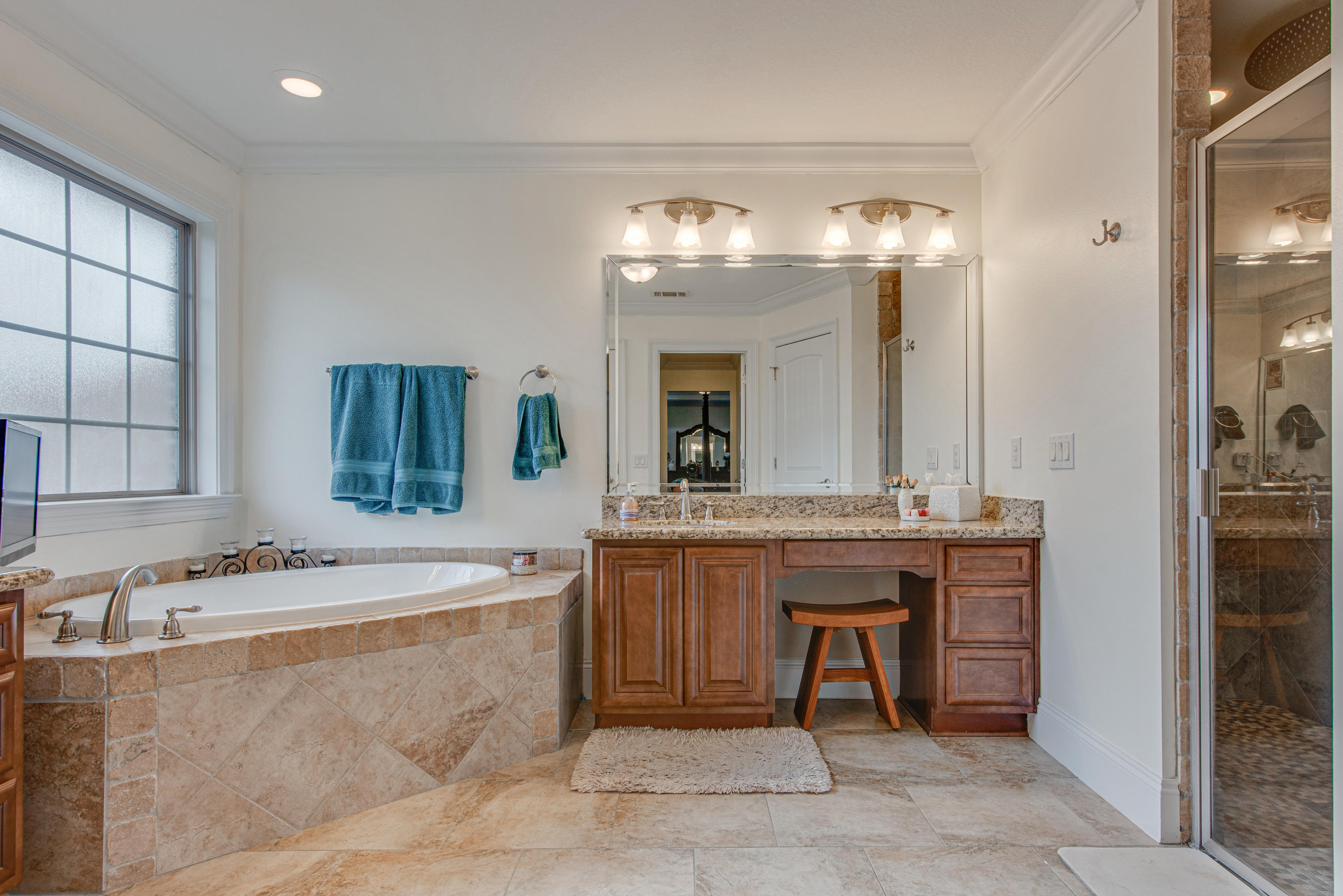 HOLLEY BY THE SEA - Residential