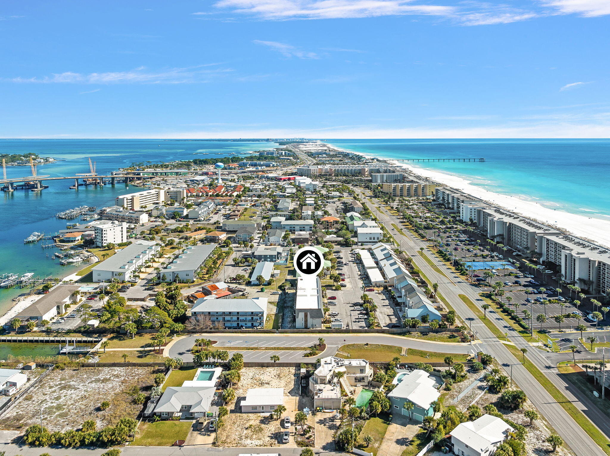 ISLANDWOOD CONDO - Residential