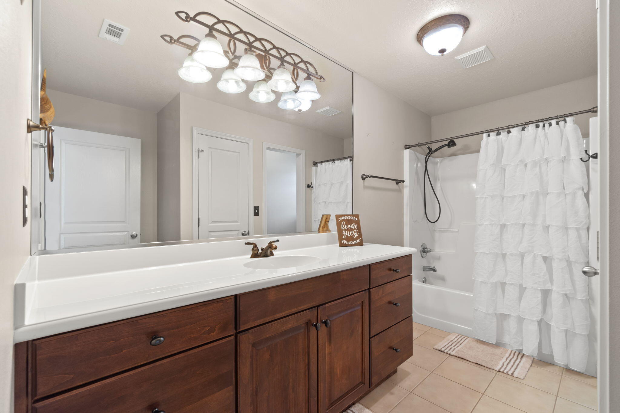 HERITAGE HILLS UNIT 1 - Residential