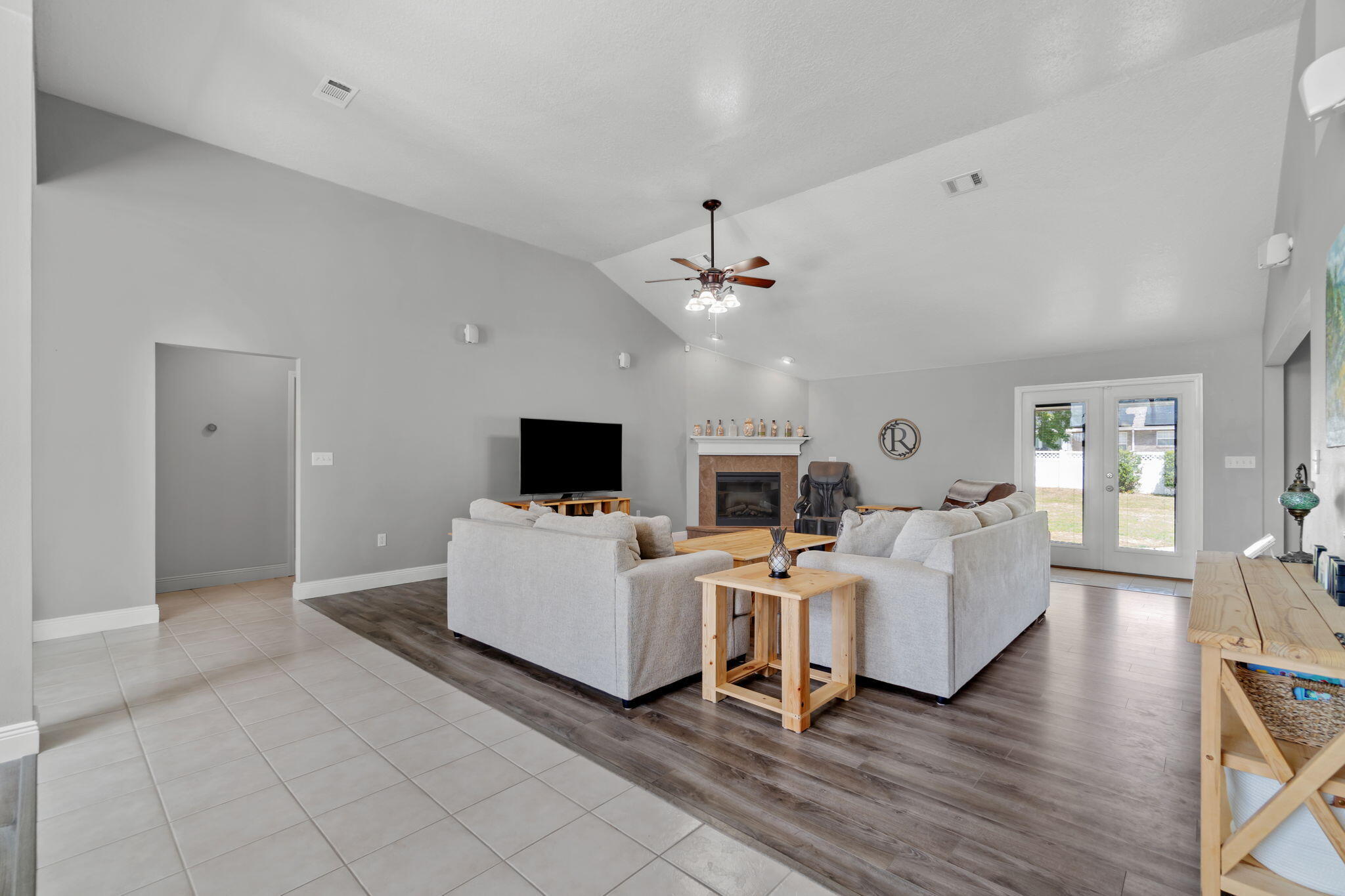 HERITAGE HILLS UNIT 1 - Residential