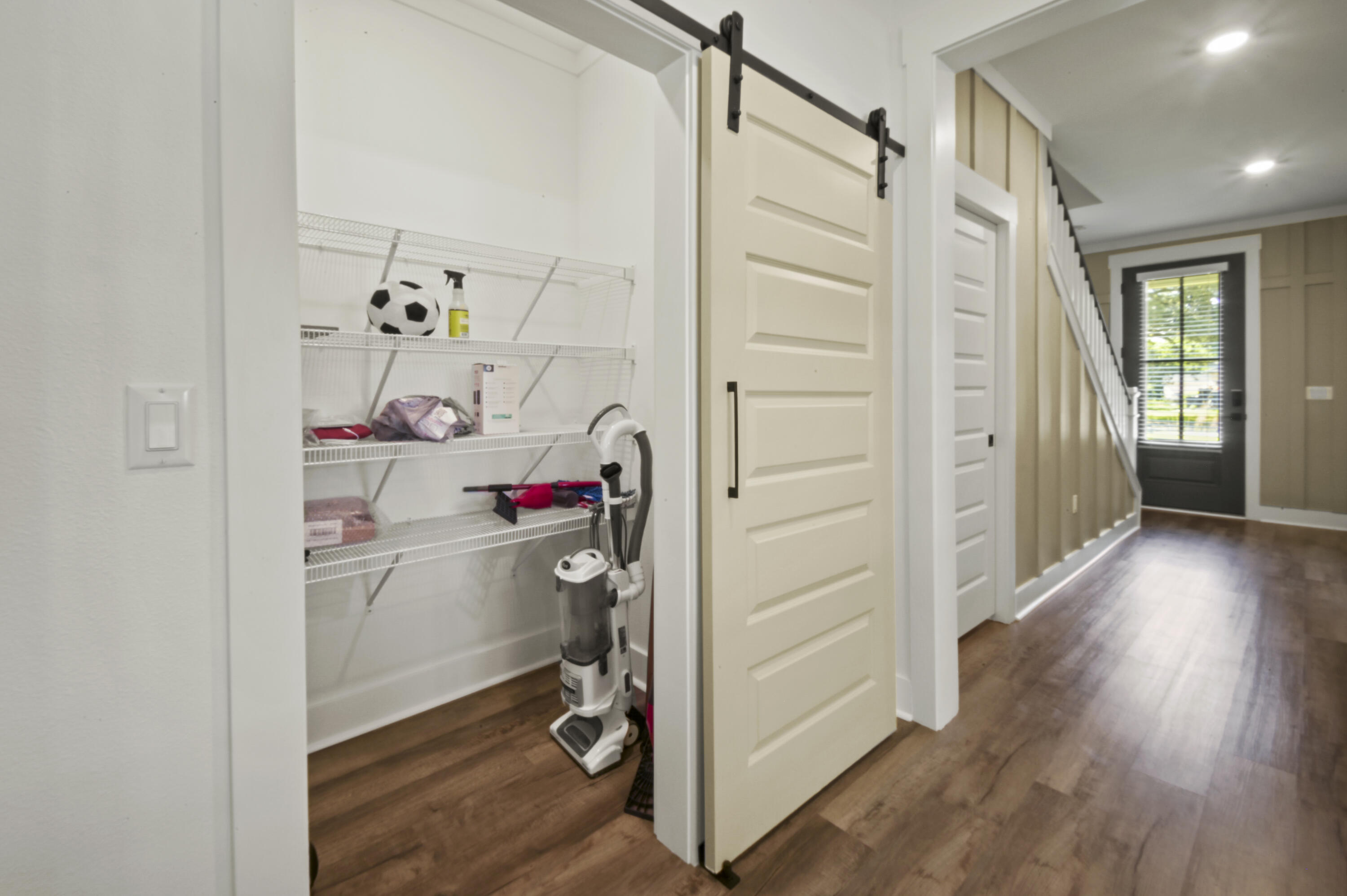 EAST HILL - Residential