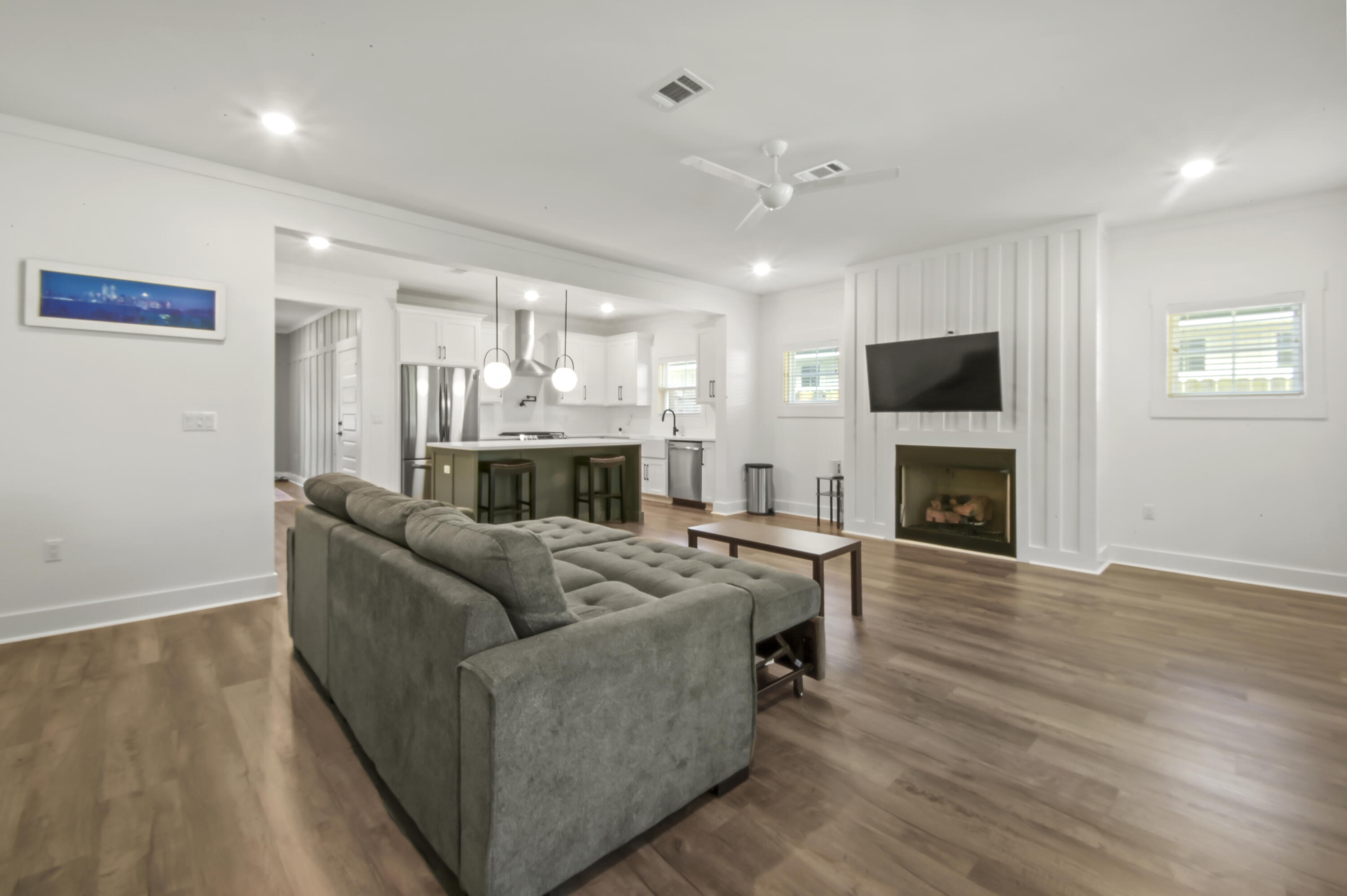 EAST HILL - Residential