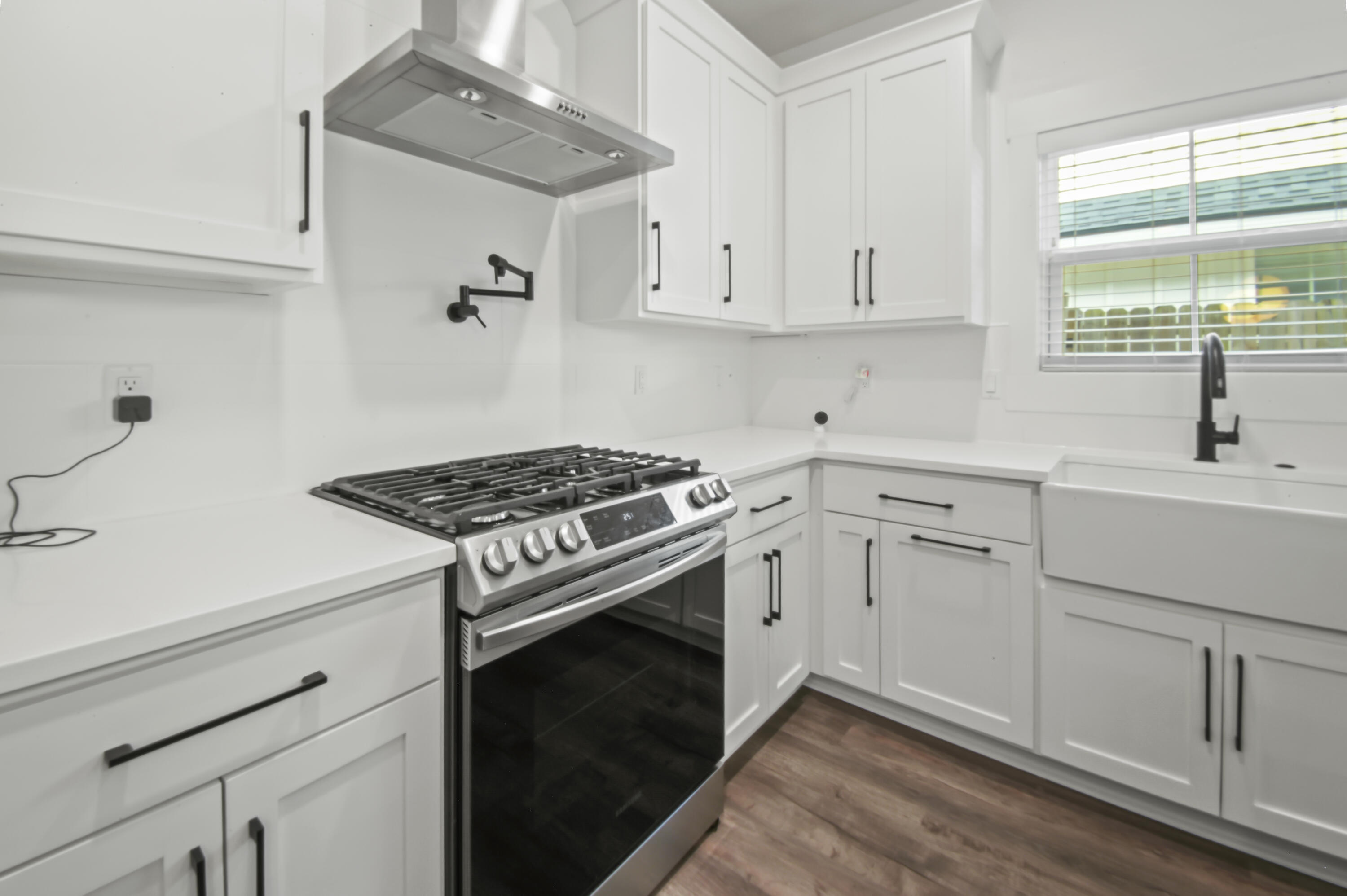 EAST HILL - Residential