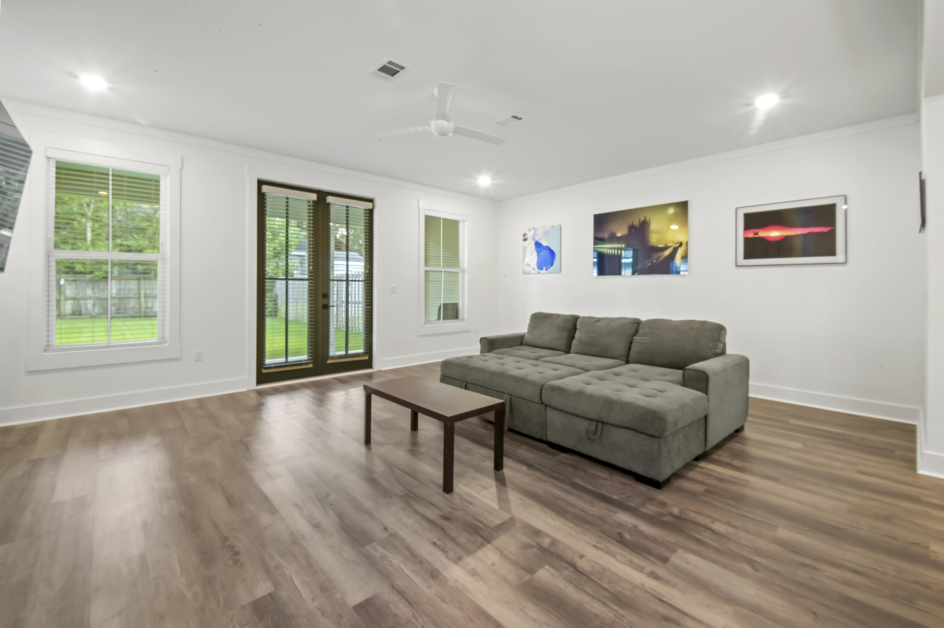 EAST HILL - Residential