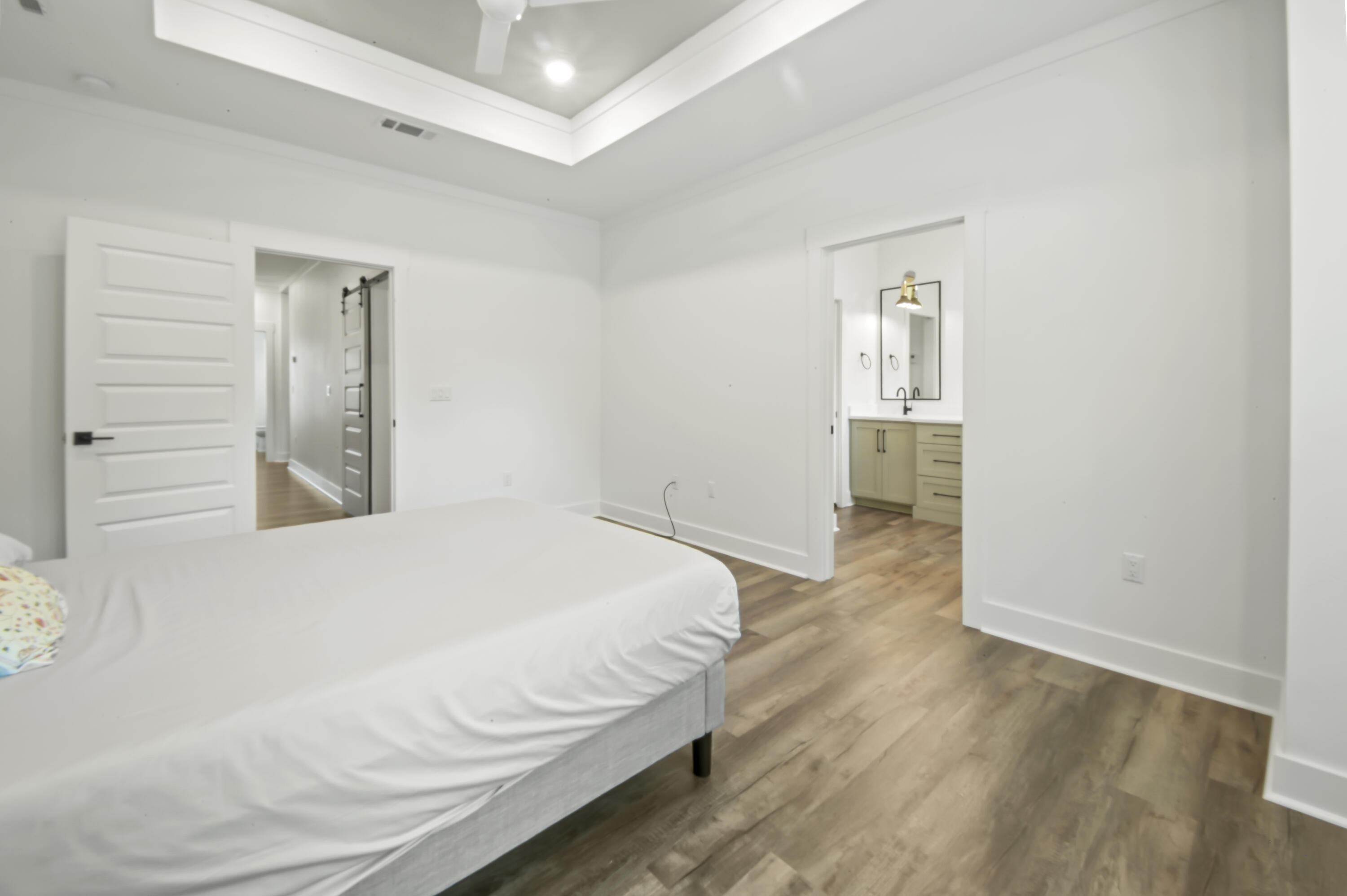 EAST HILL - Residential