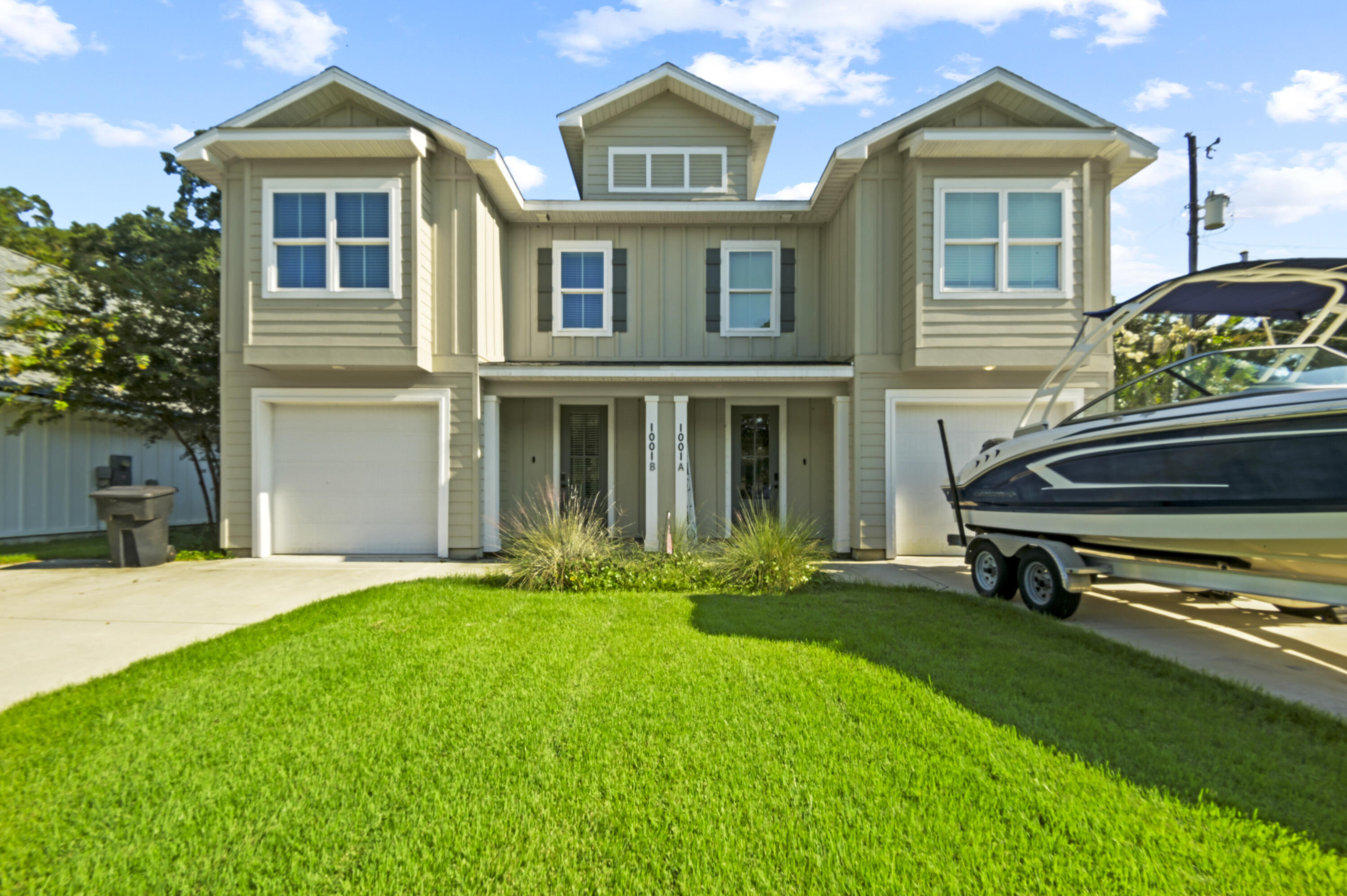 EAST HILL - Residential
