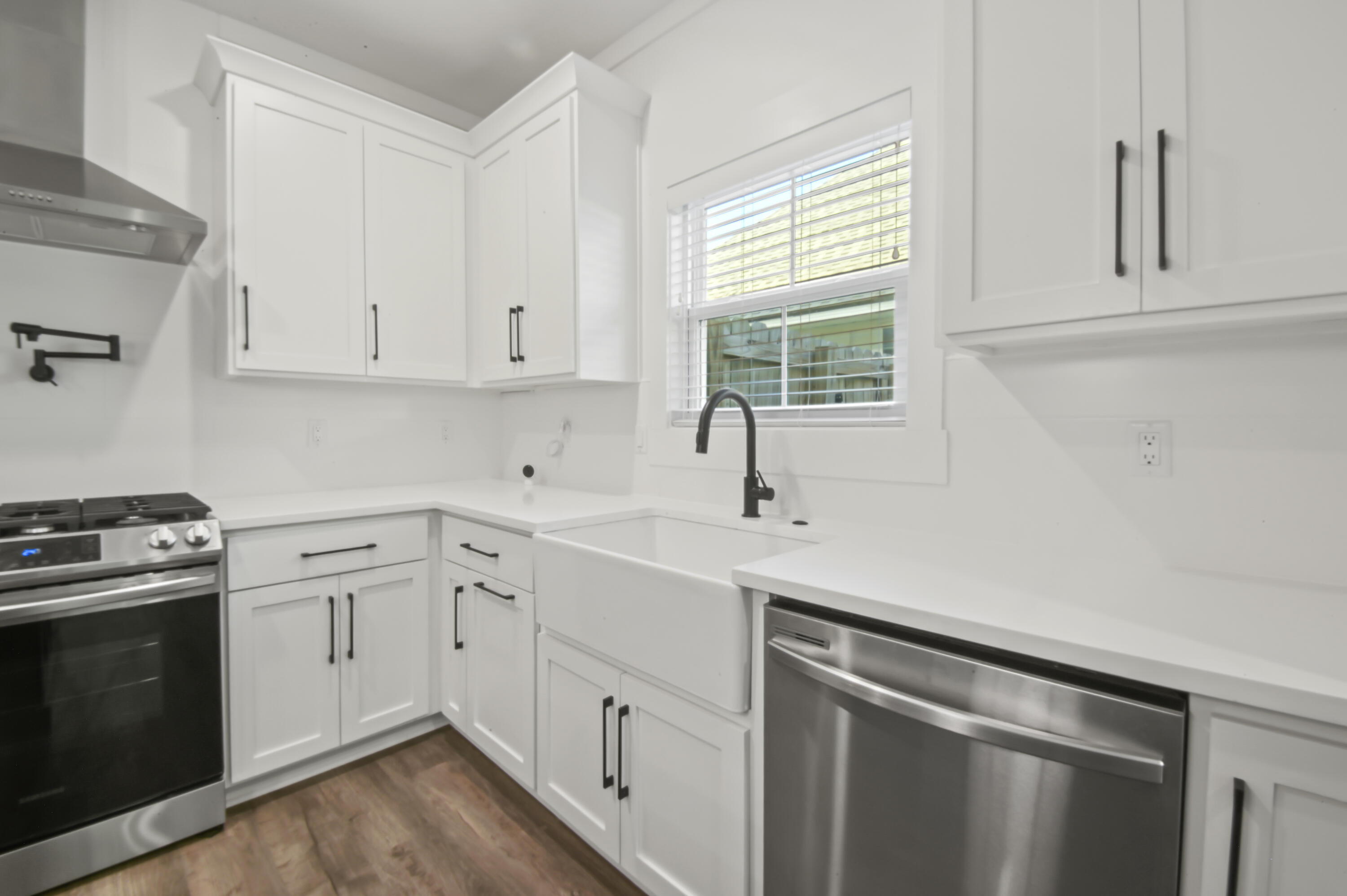 EAST HILL - Residential