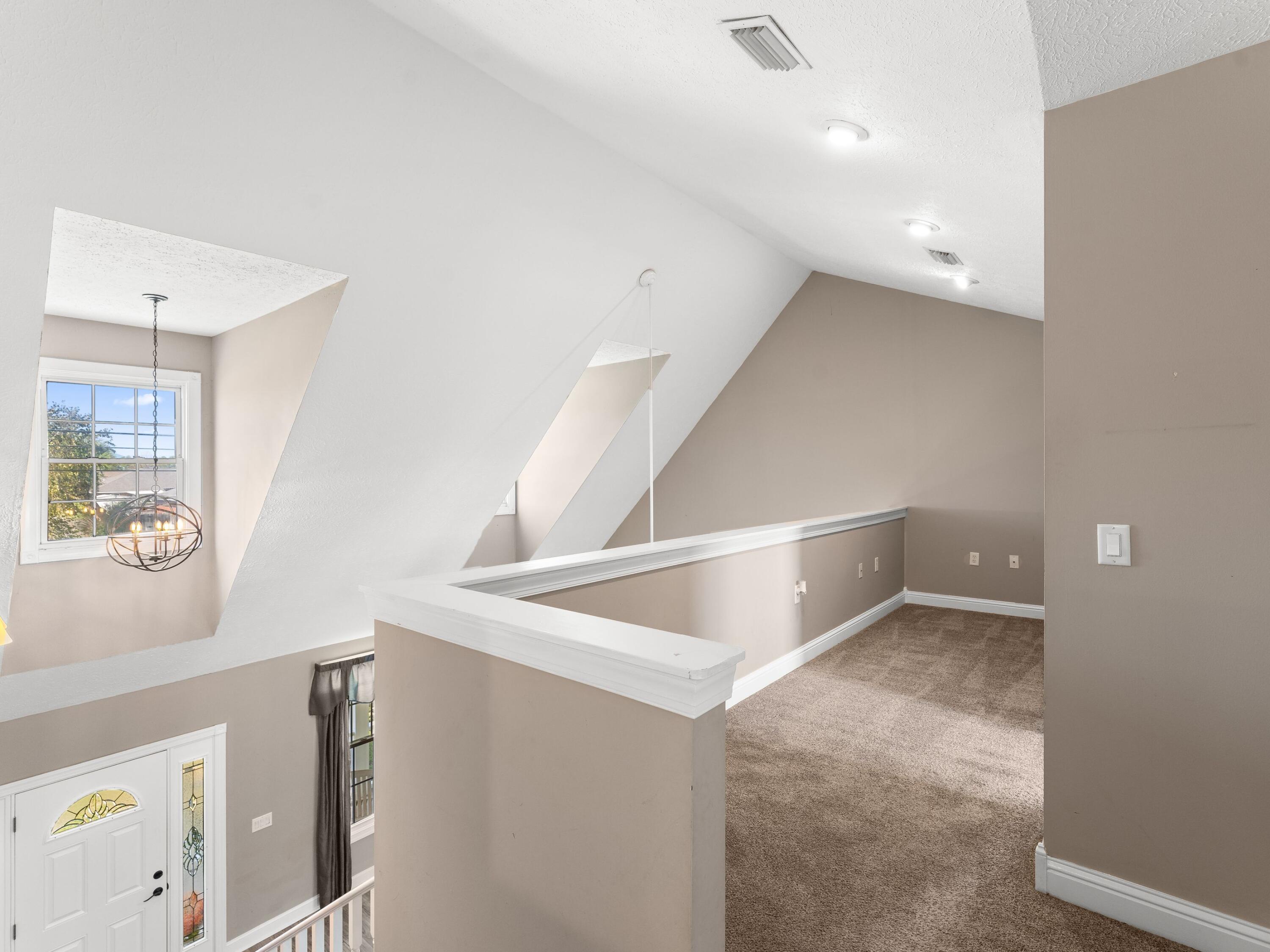 LYNN HAVEN - Residential