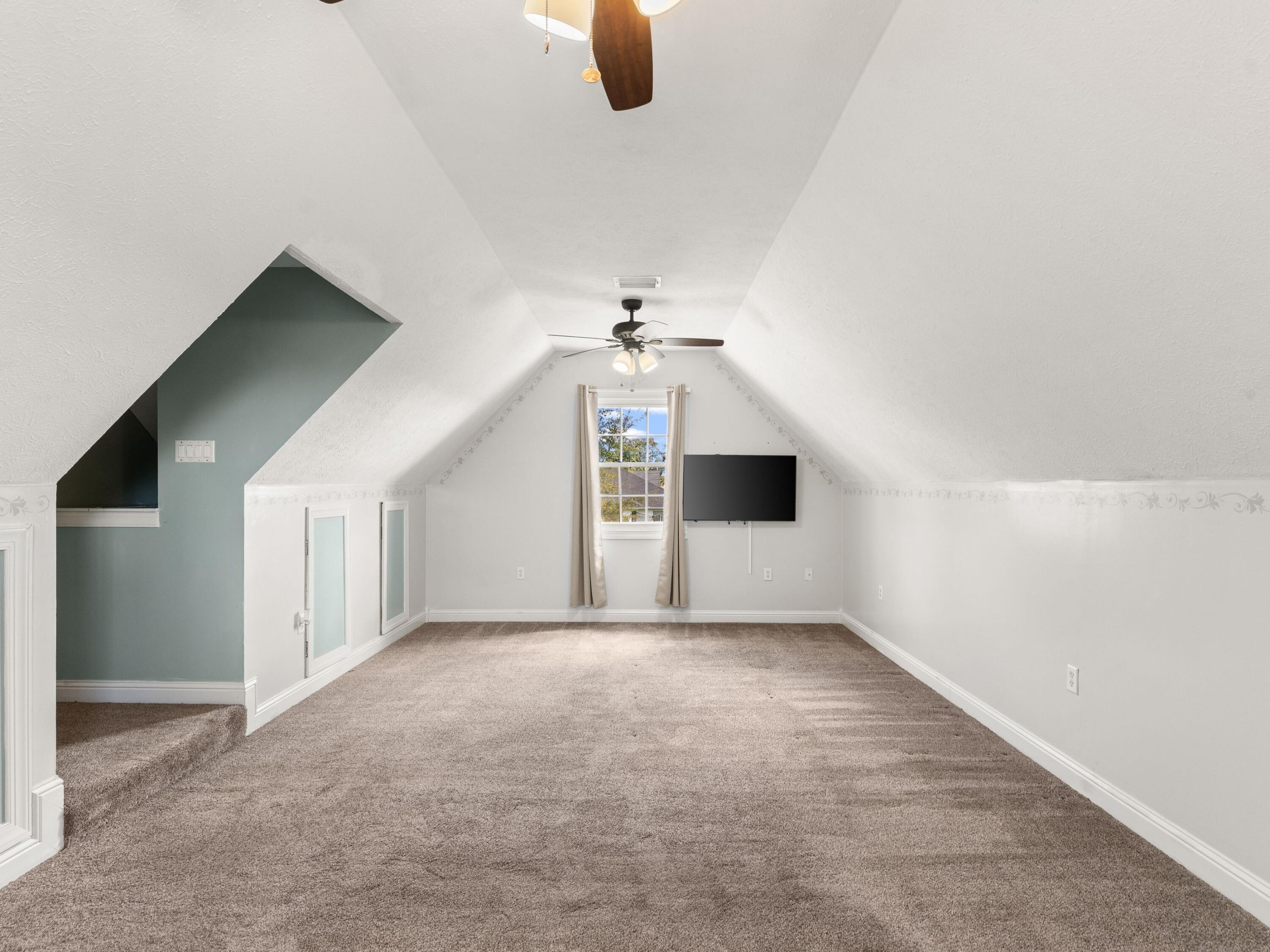 LYNN HAVEN - Residential