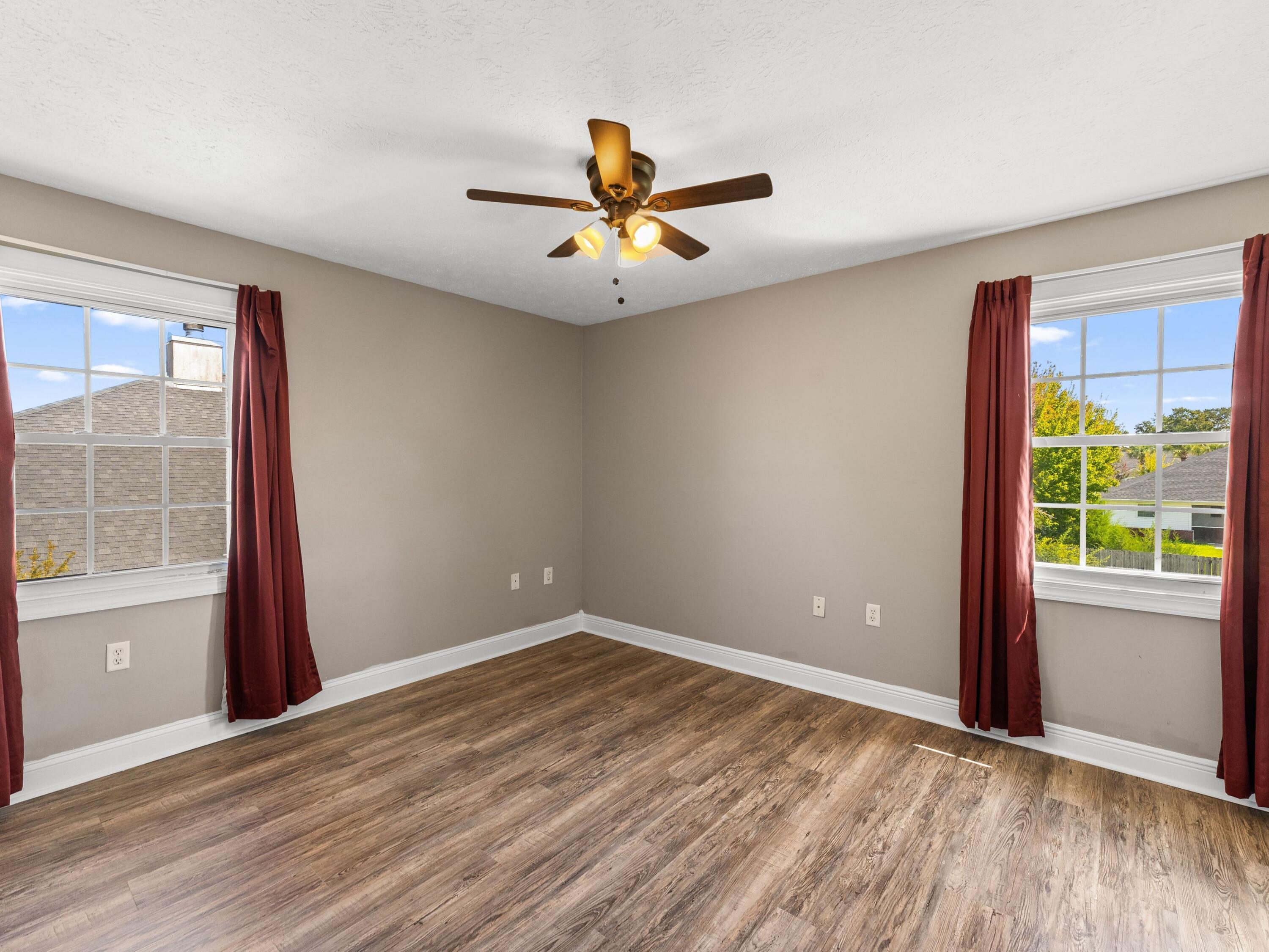 LYNN HAVEN - Residential