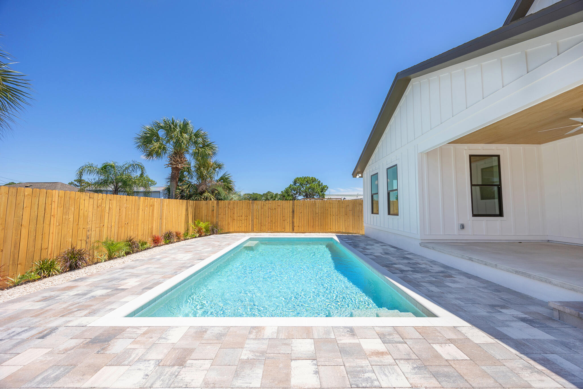 HOLIDAY BEACH UNIT 08 - Residential