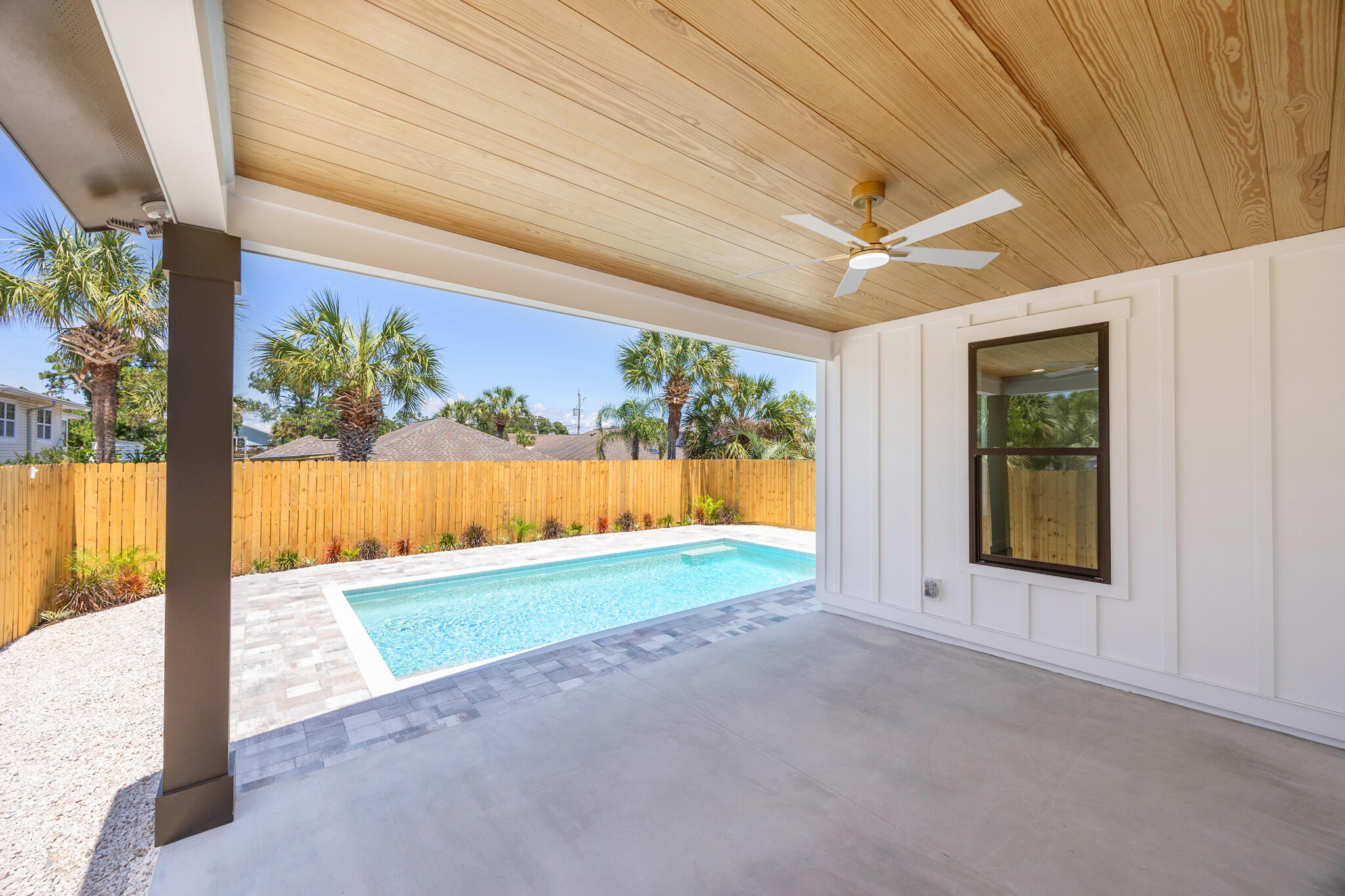 HOLIDAY BEACH UNIT 08 - Residential