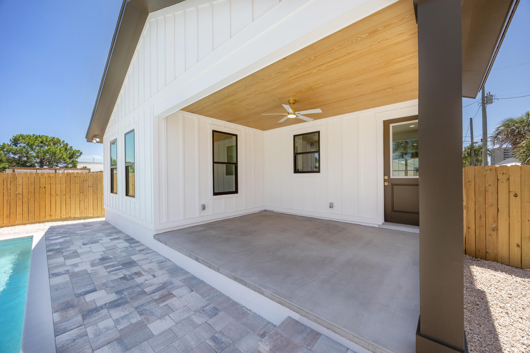 HOLIDAY BEACH UNIT 08 - Residential