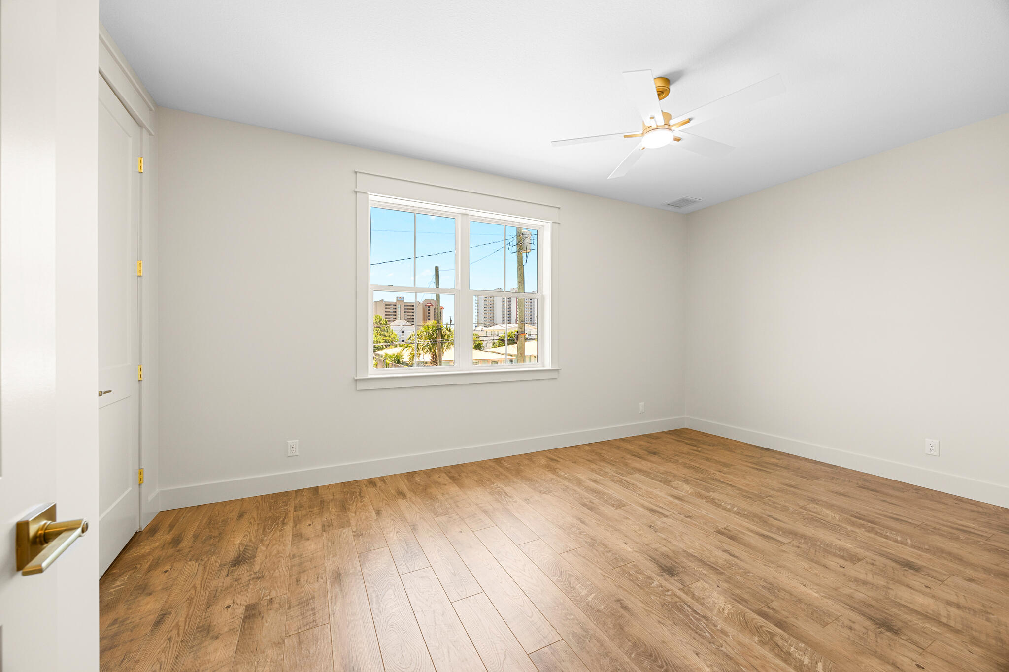 HOLIDAY BEACH UNIT 08 - Residential