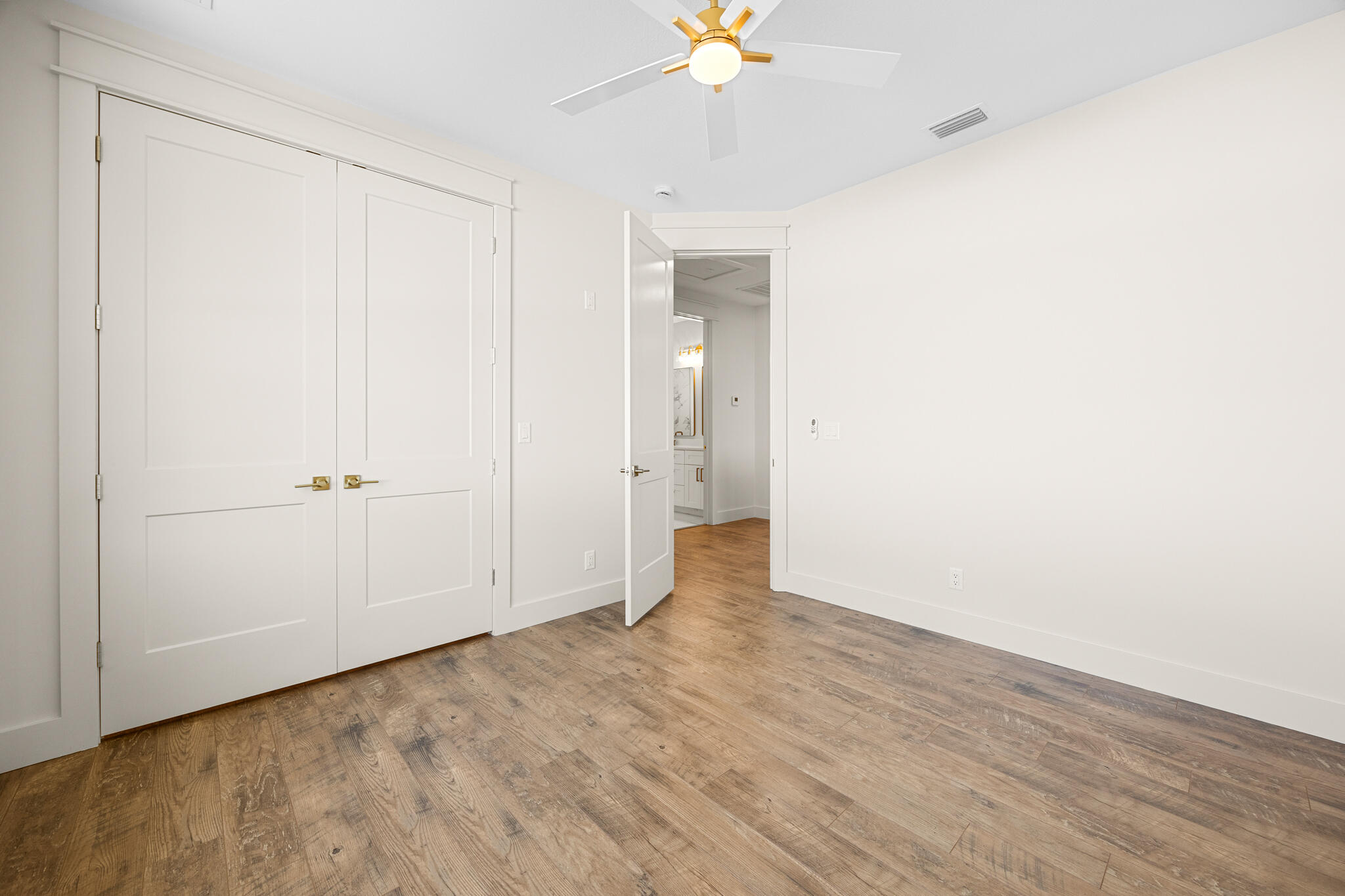 HOLIDAY BEACH UNIT 08 - Residential