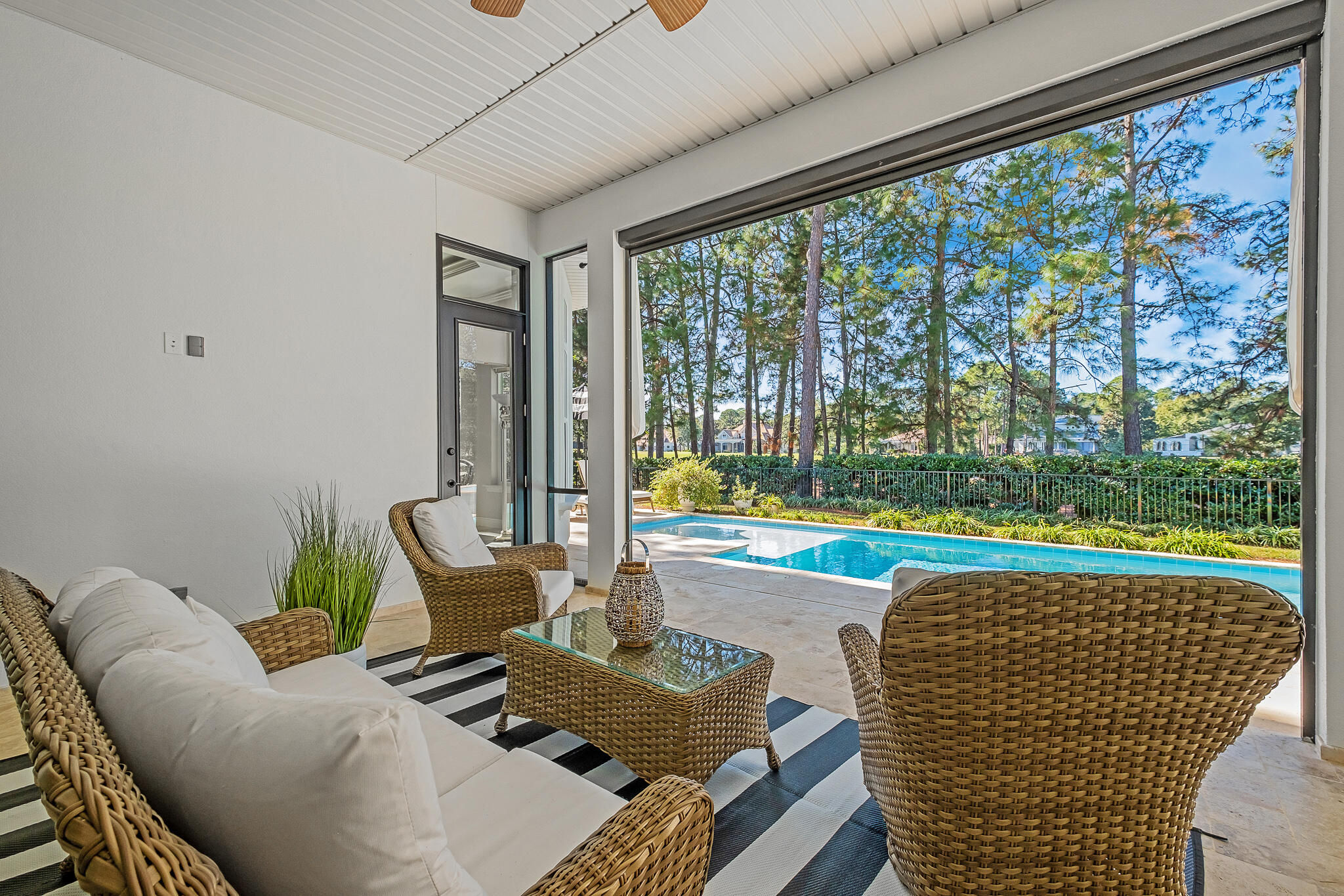 BURNT PINE - Residential