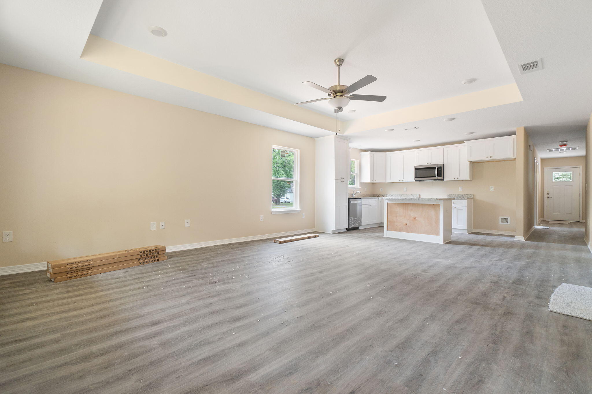 AVALON BEACH - Residential