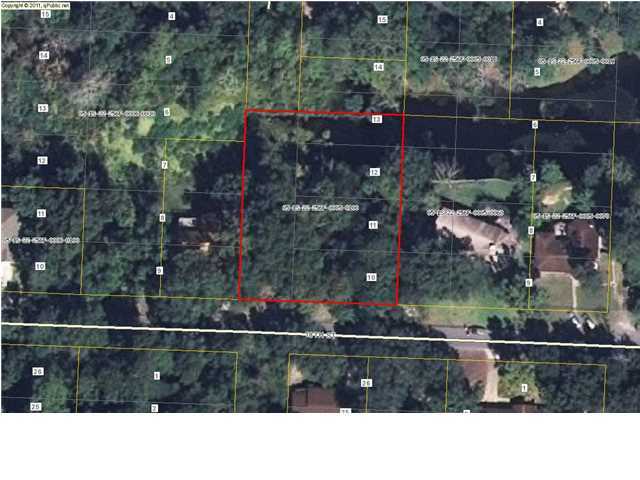 House has no value. Being sold AS IS! Property can be subdivided into 2 lots.