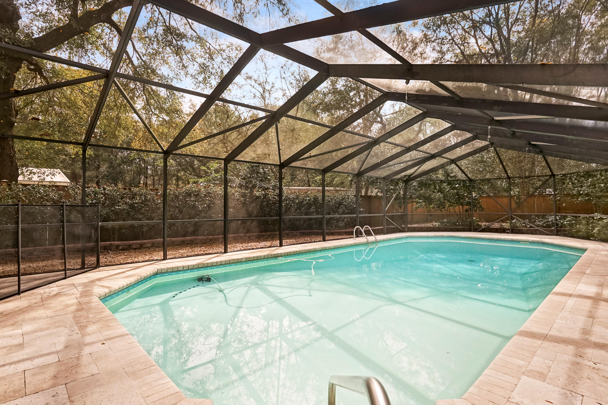ROCKY BAYOU ESTATES 01 - Residential
