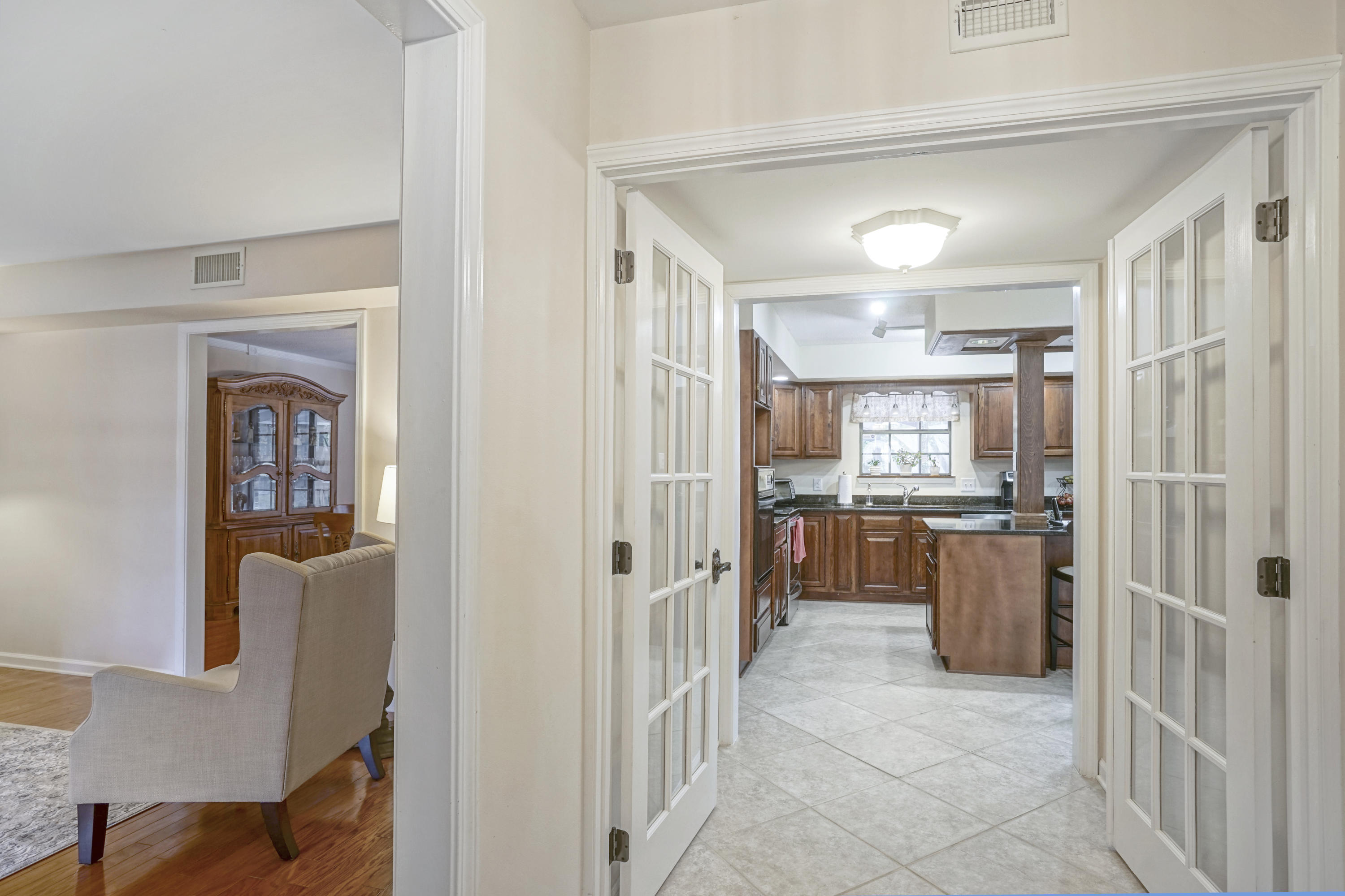 ROCKY BAYOU ESTATES 01 - Residential