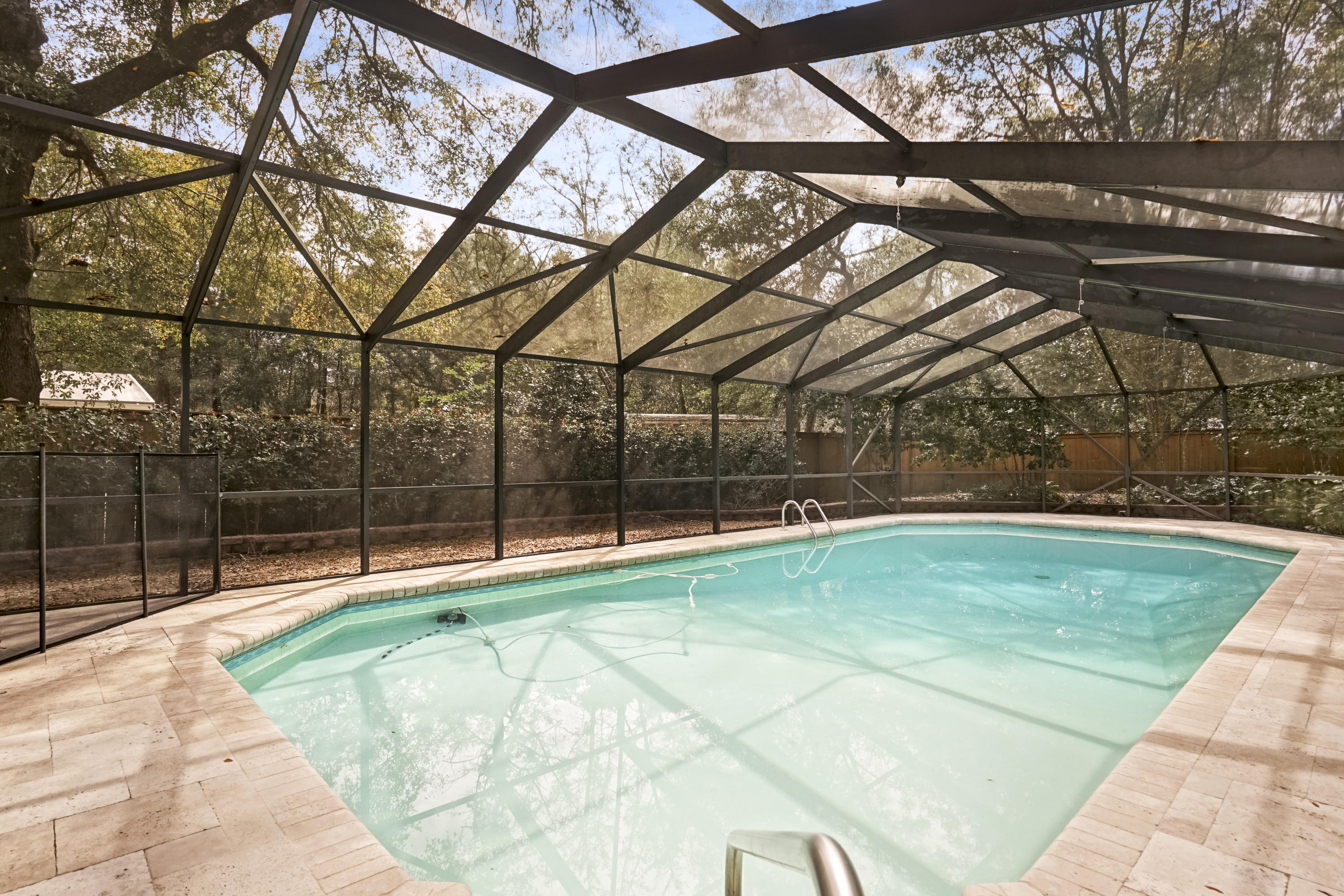 ROCKY BAYOU ESTATES 01 - Residential