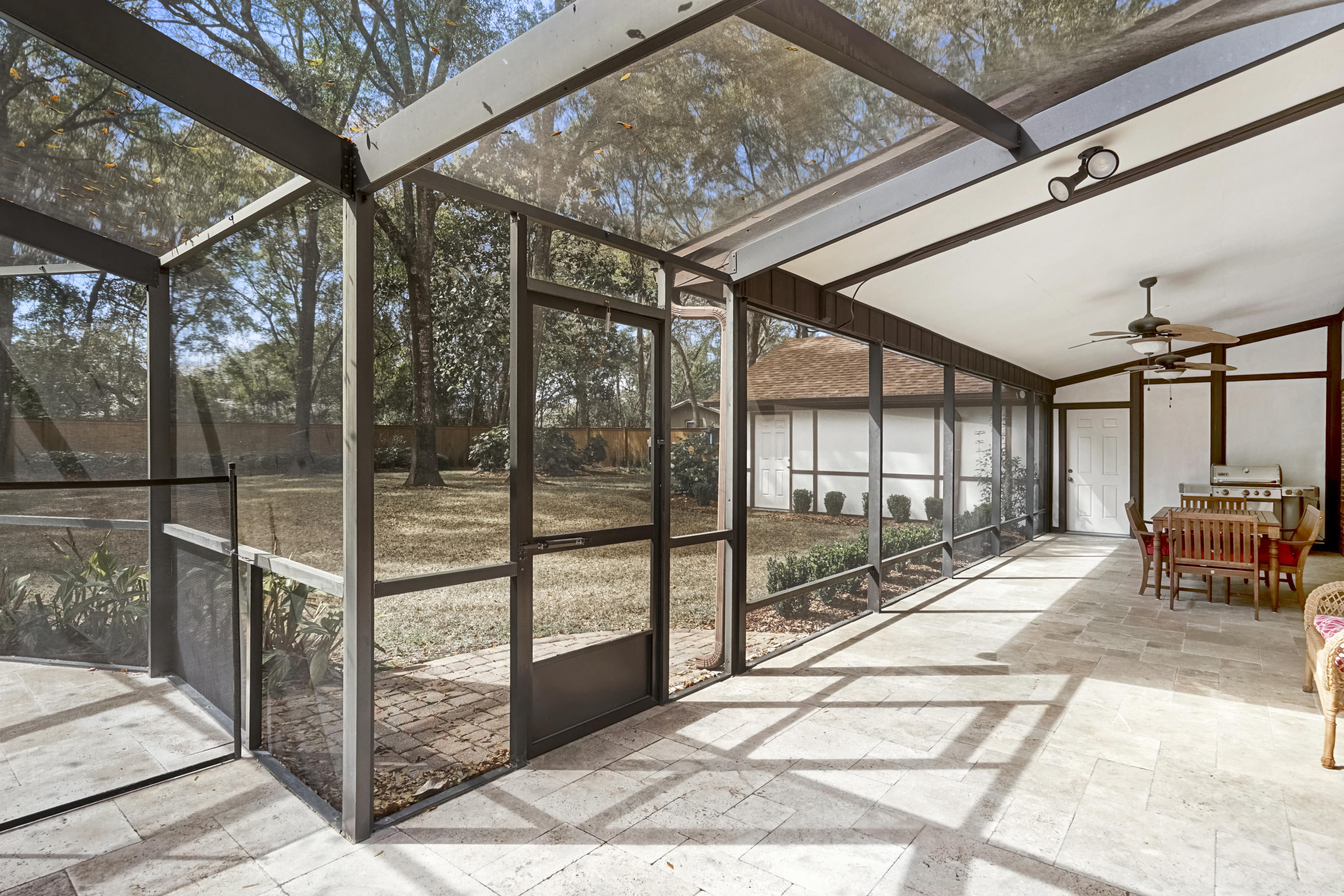 ROCKY BAYOU ESTATES 01 - Residential