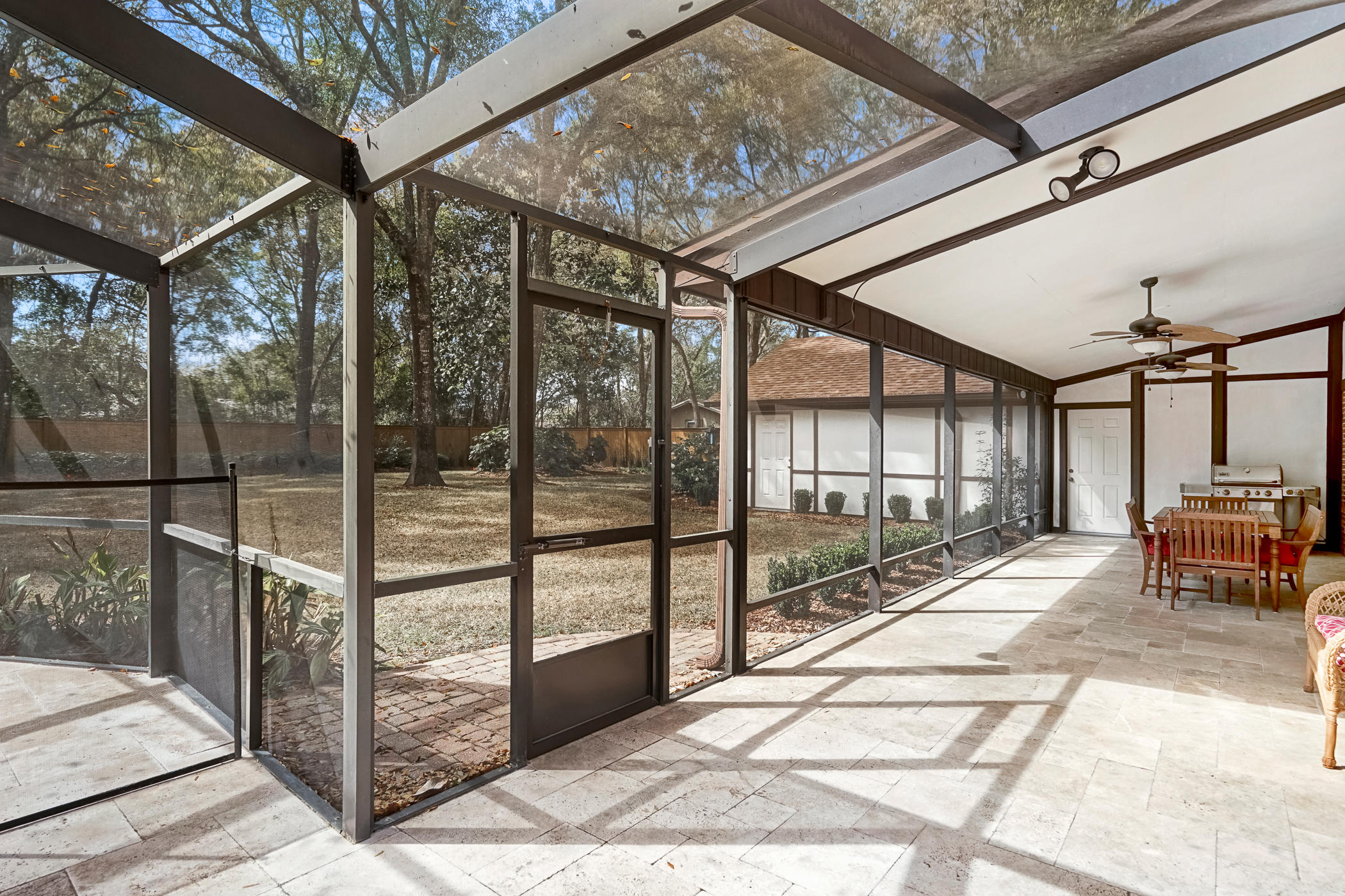 ROCKY BAYOU ESTATES 01 - Residential