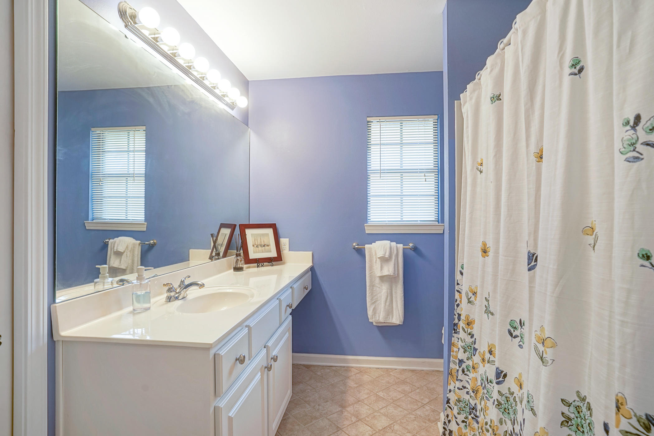 ROCKY BAYOU ESTATES 01 - Residential