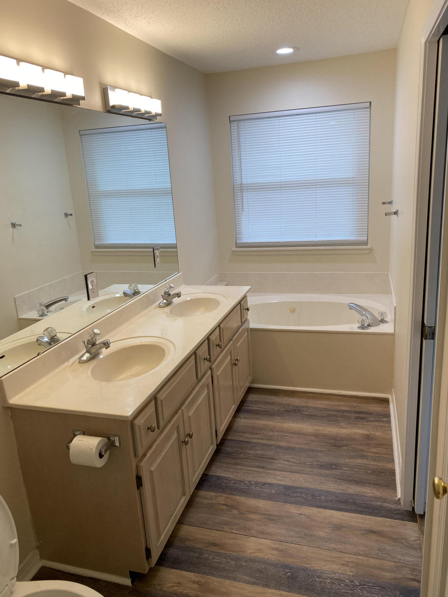 VALPARAISO VILLAGE - Residential