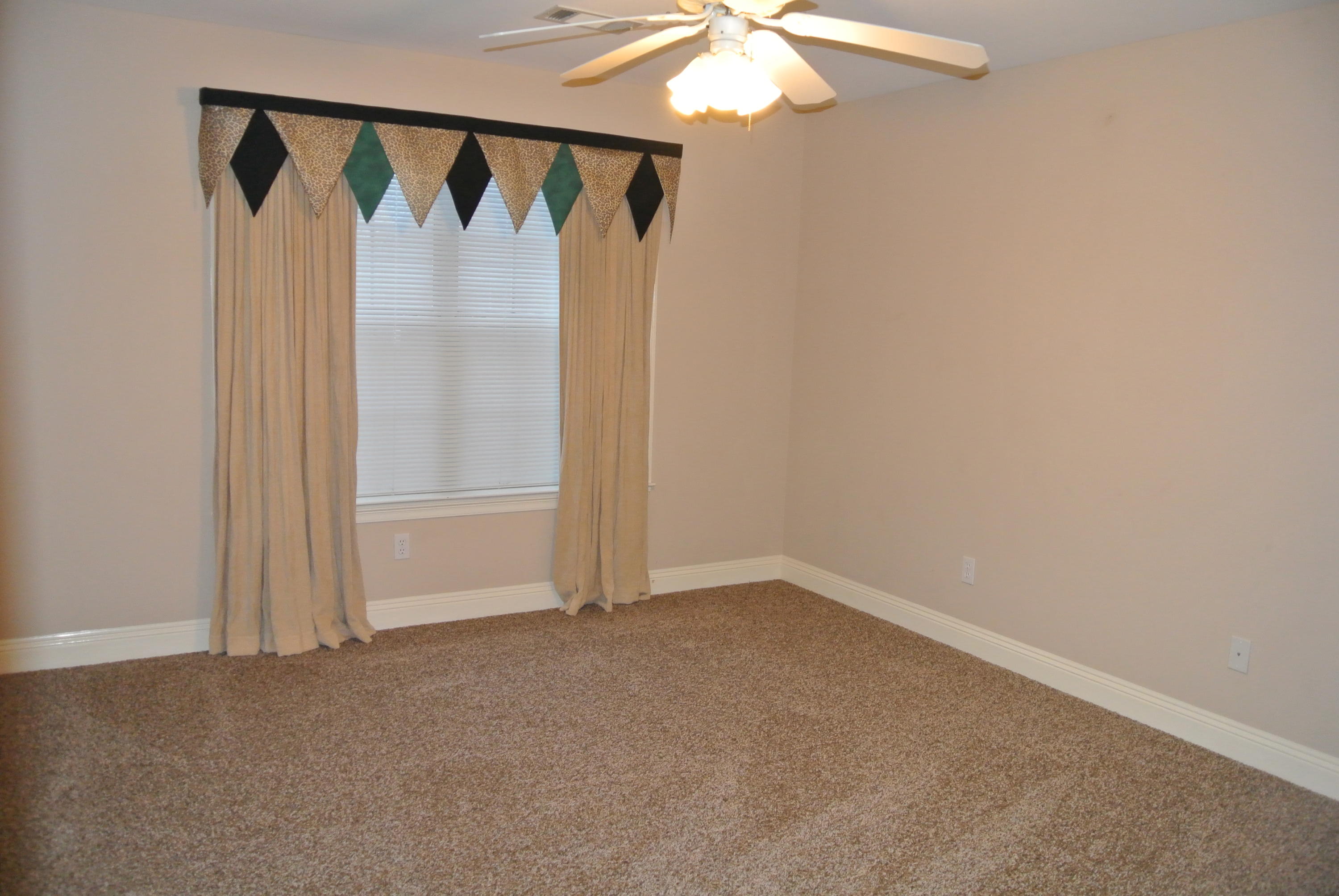 TURNBERRY PLACE - Residential Lease