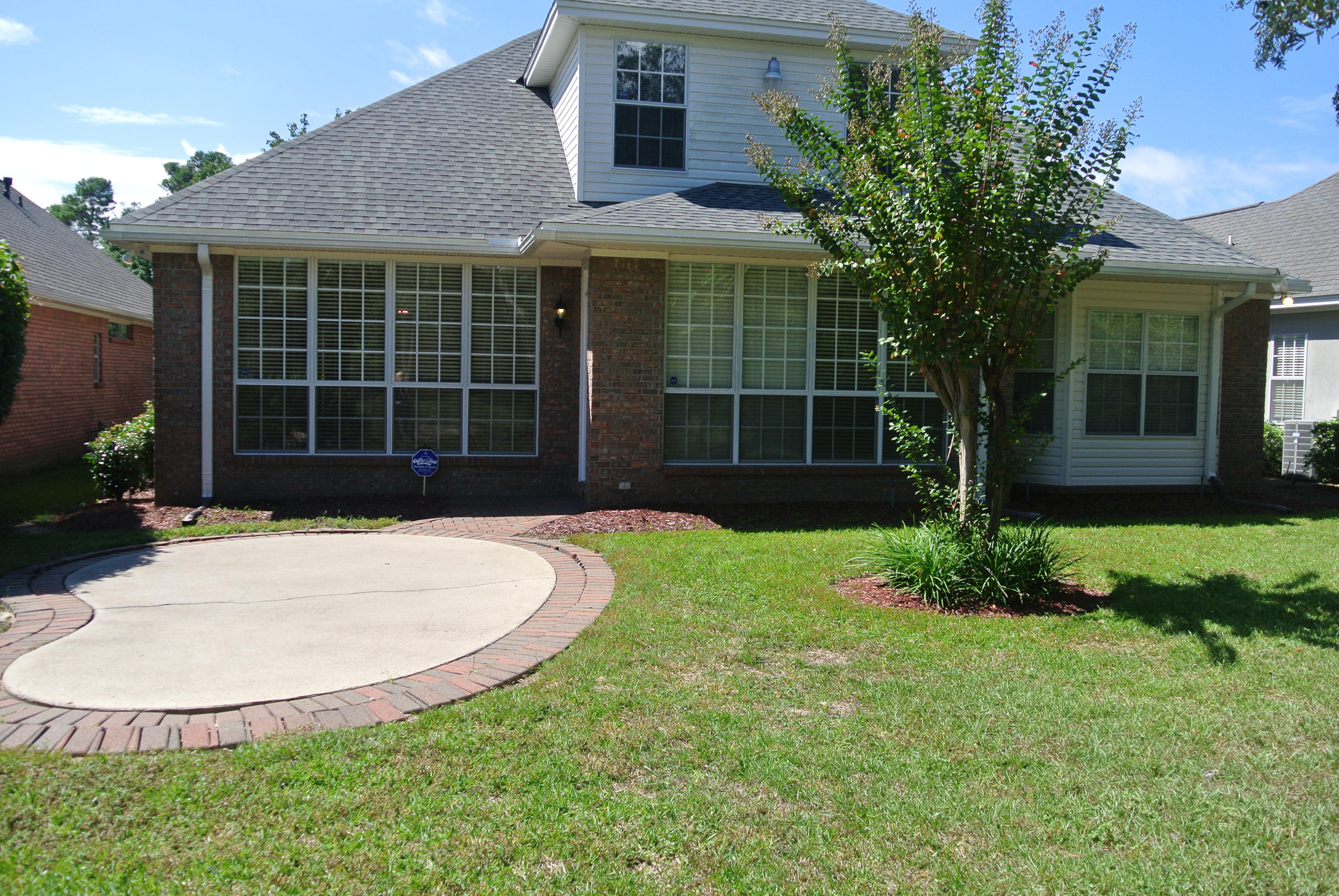 TURNBERRY PLACE - Residential Lease