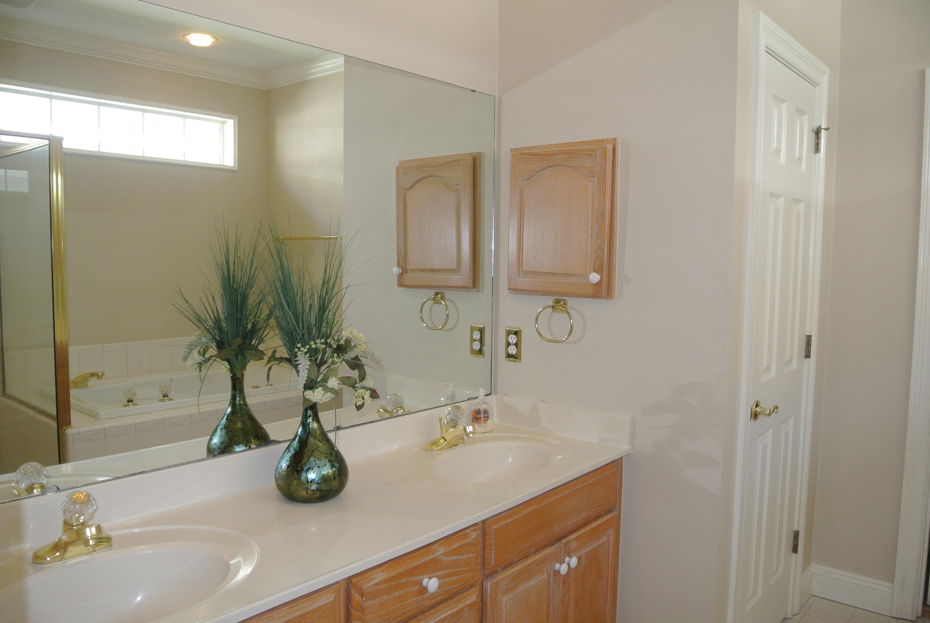 TURNBERRY PLACE - Residential Lease