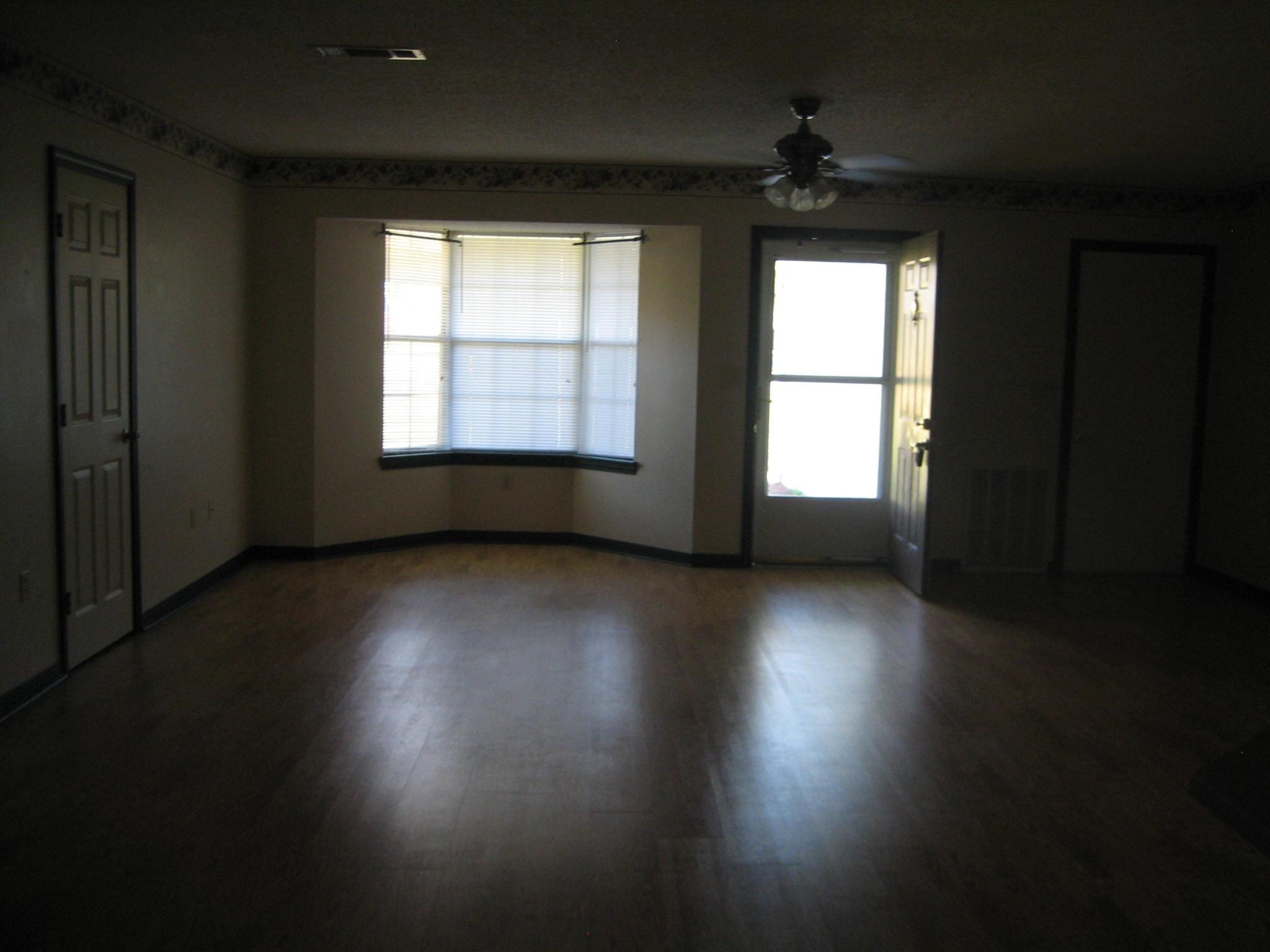 COUNTRY CLUB ESTATES 1ST ADDN - Residential