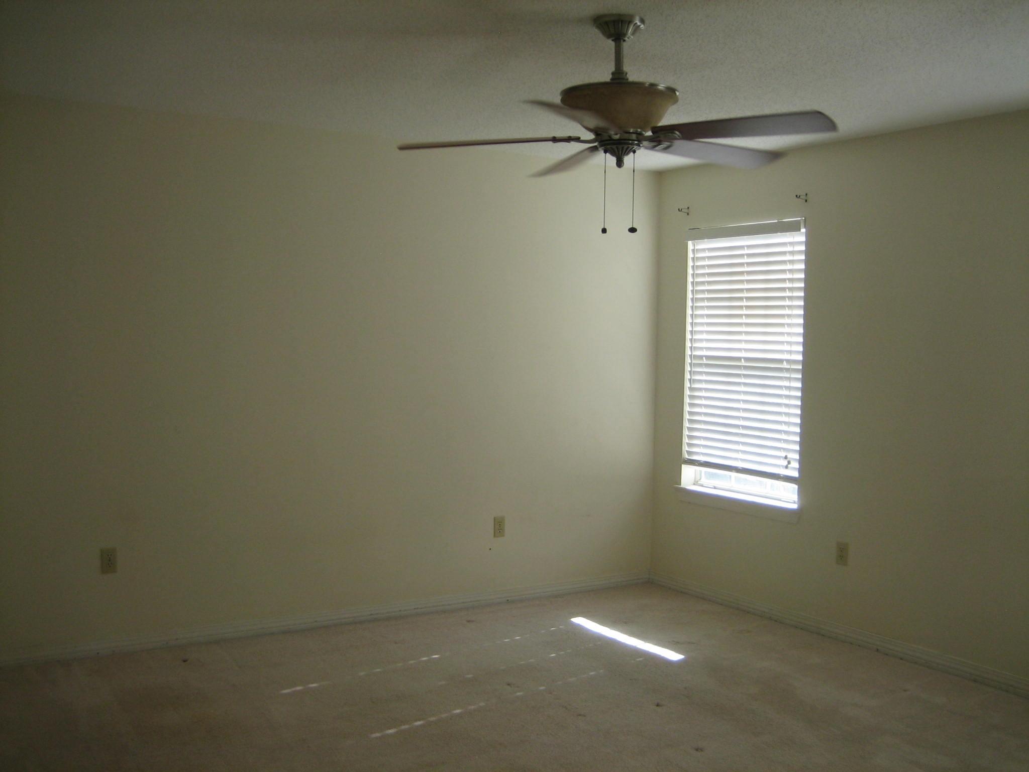 COUNTRY CLUB ESTATES 1ST ADDN - Residential