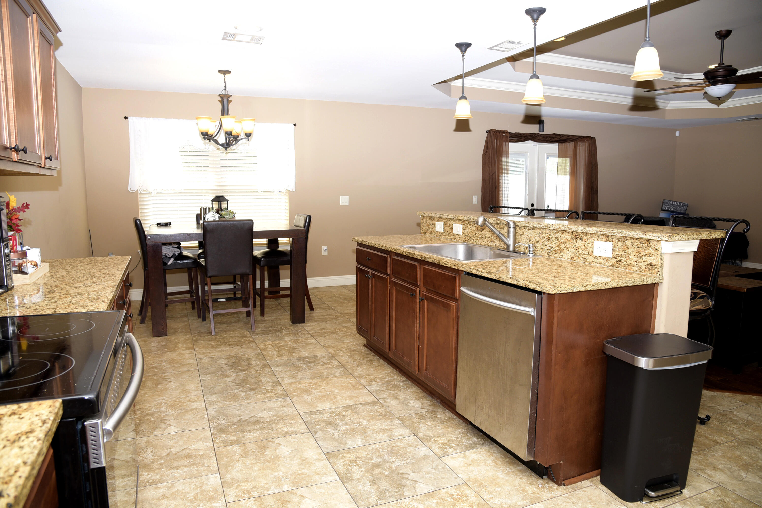 TRAILWOOD ESTATES - Residential