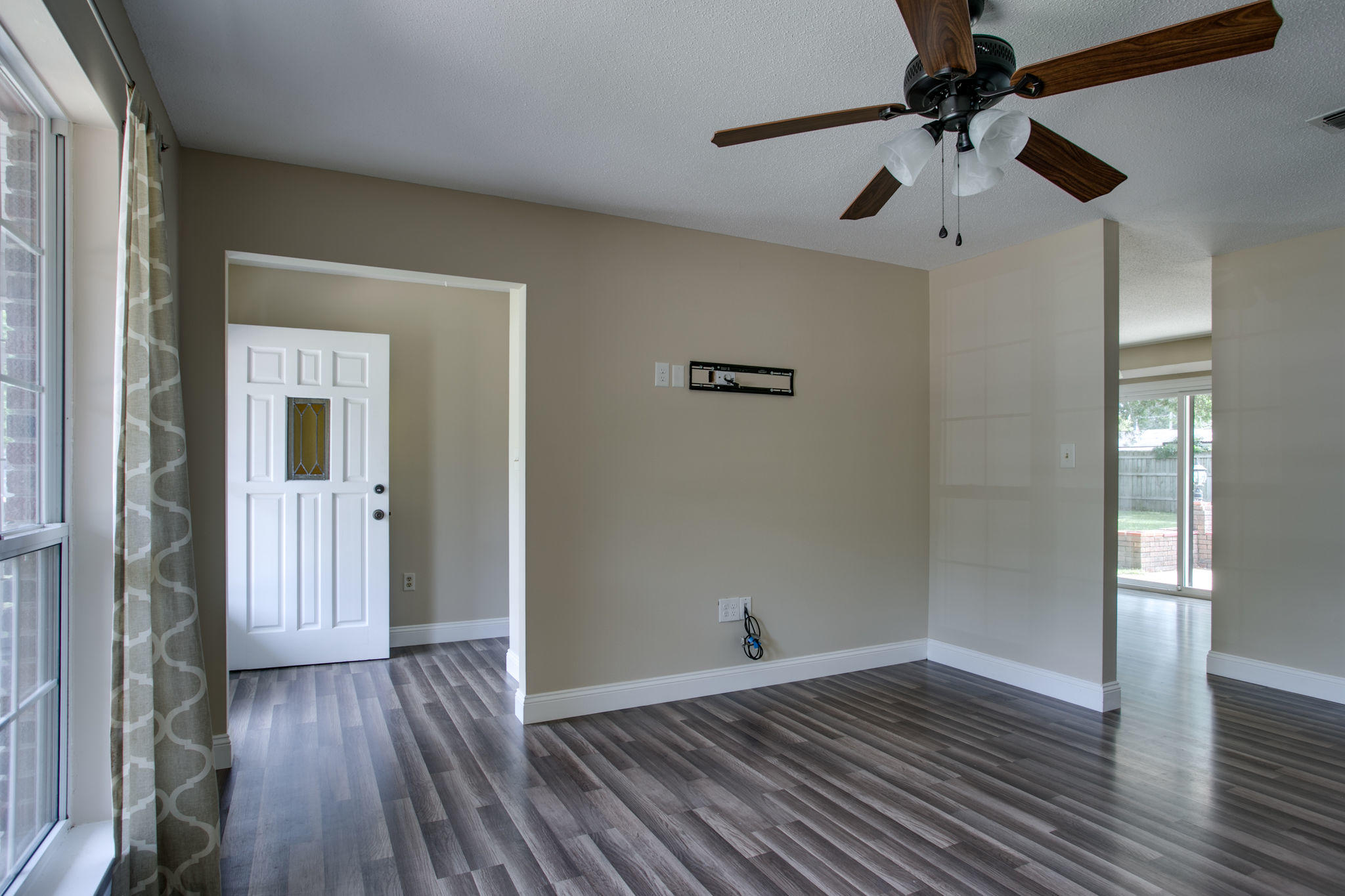 SHERWOOD FOREST - Residential Lease