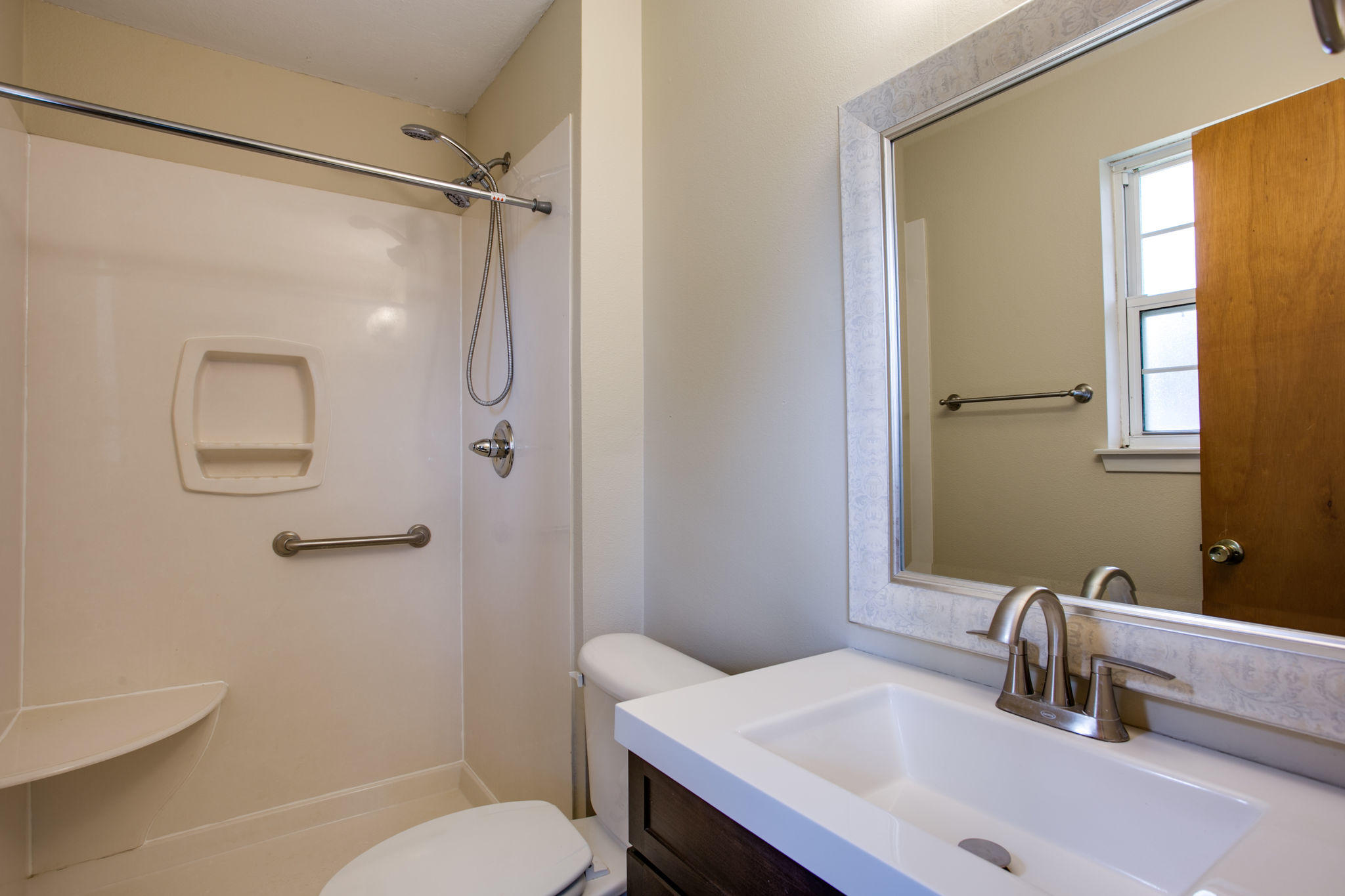 SHERWOOD FOREST - Residential Lease