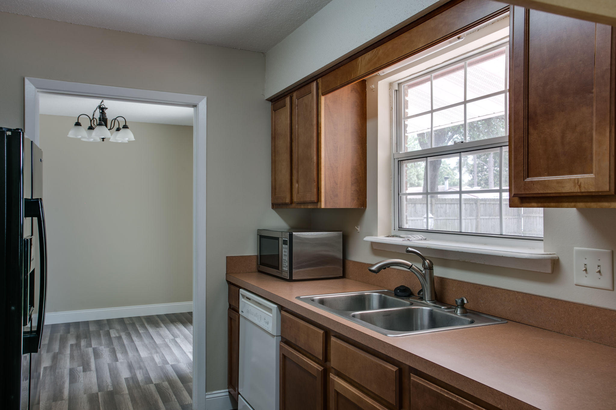 SHERWOOD FOREST - Residential Lease