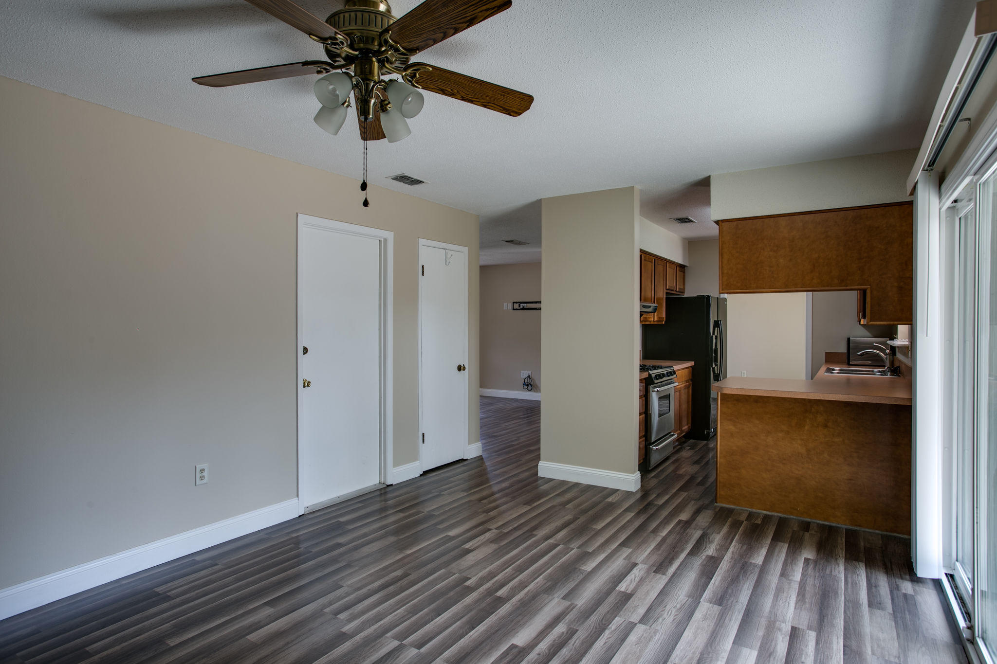 SHERWOOD FOREST - Residential Lease