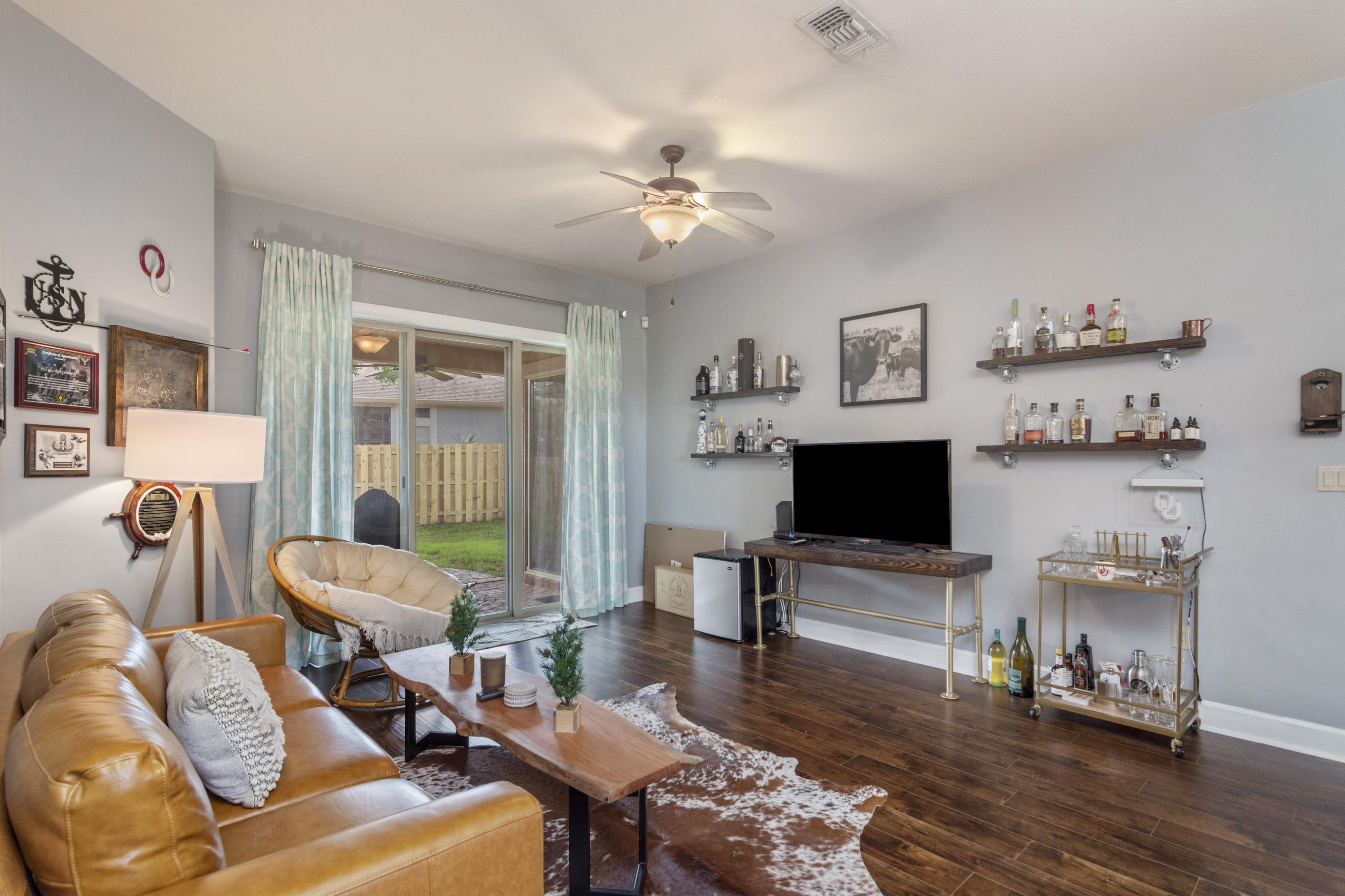 CHARDONNAY ESTATES - Residential