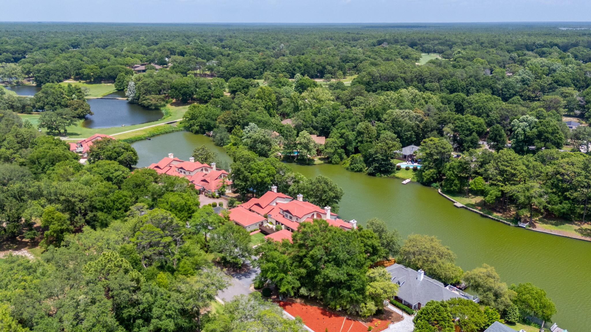 LAKE WAY VILLAS 1 - Residential