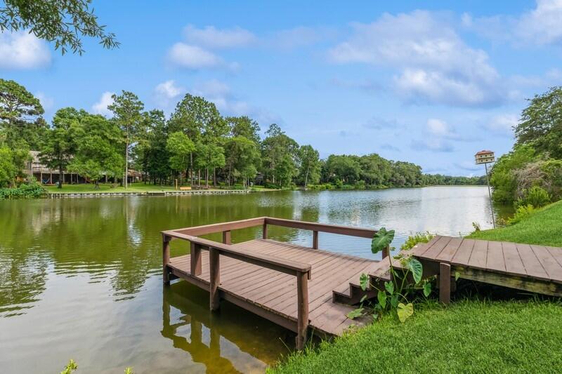 LAKE WAY VILLAS 1 - Residential