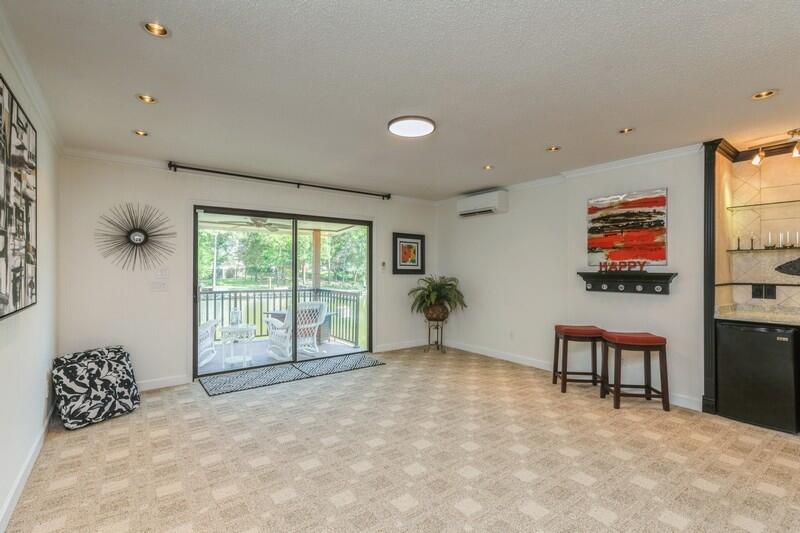 LAKE WAY VILLAS 1 - Residential