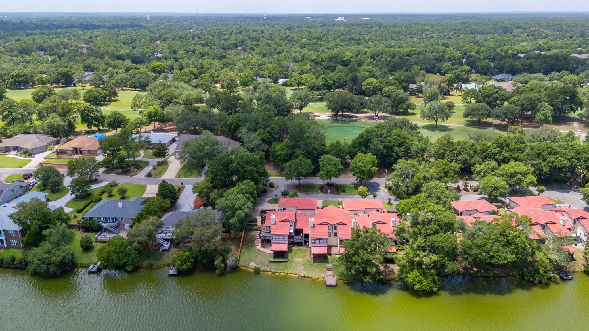 LAKE WAY VILLAS 1 - Residential