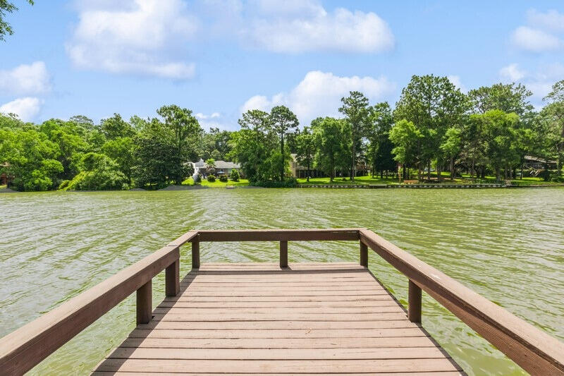 LAKE WAY VILLAS 1 - Residential