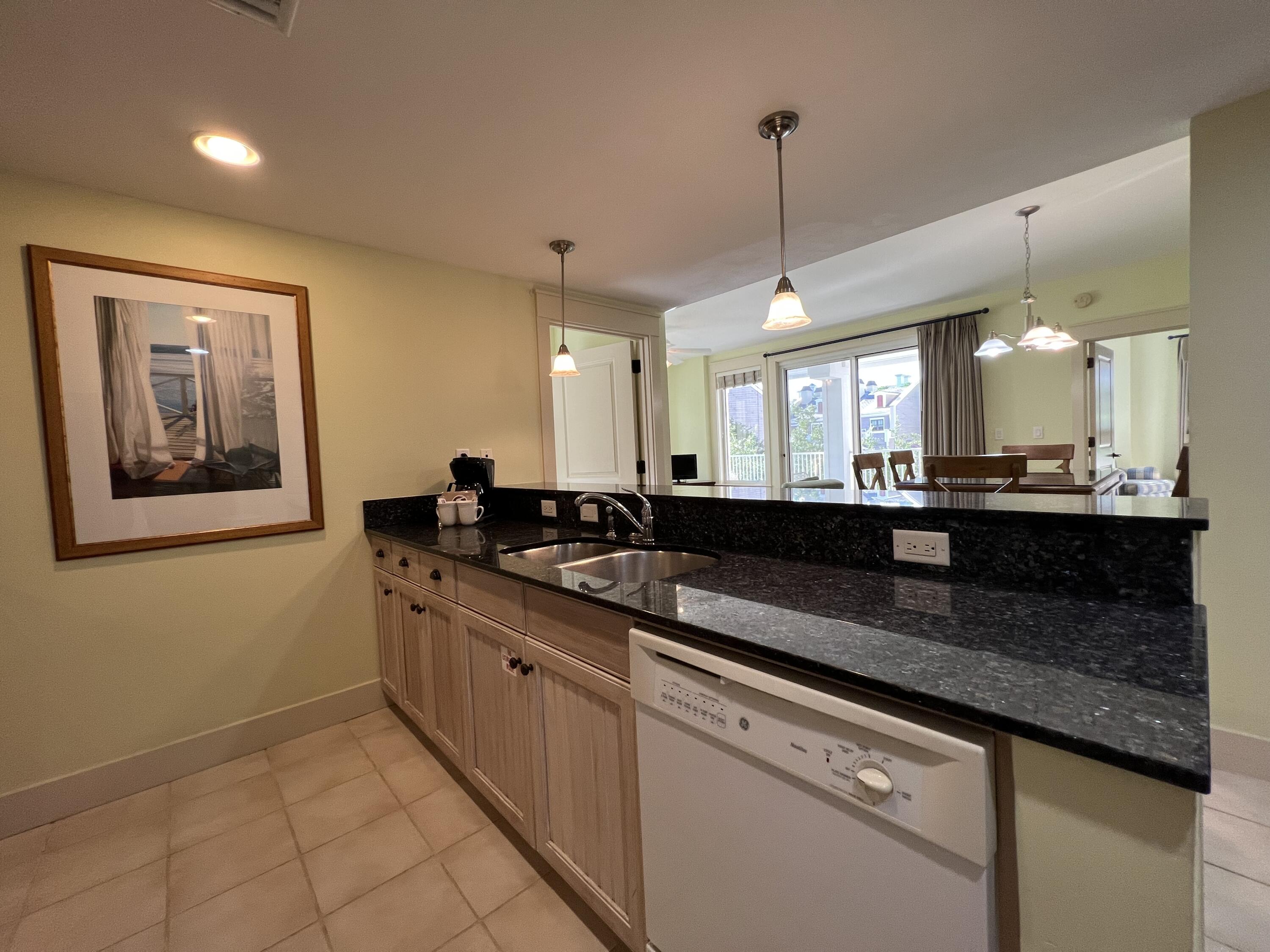 OBSERVATION POINT NORTH - Residential Lease